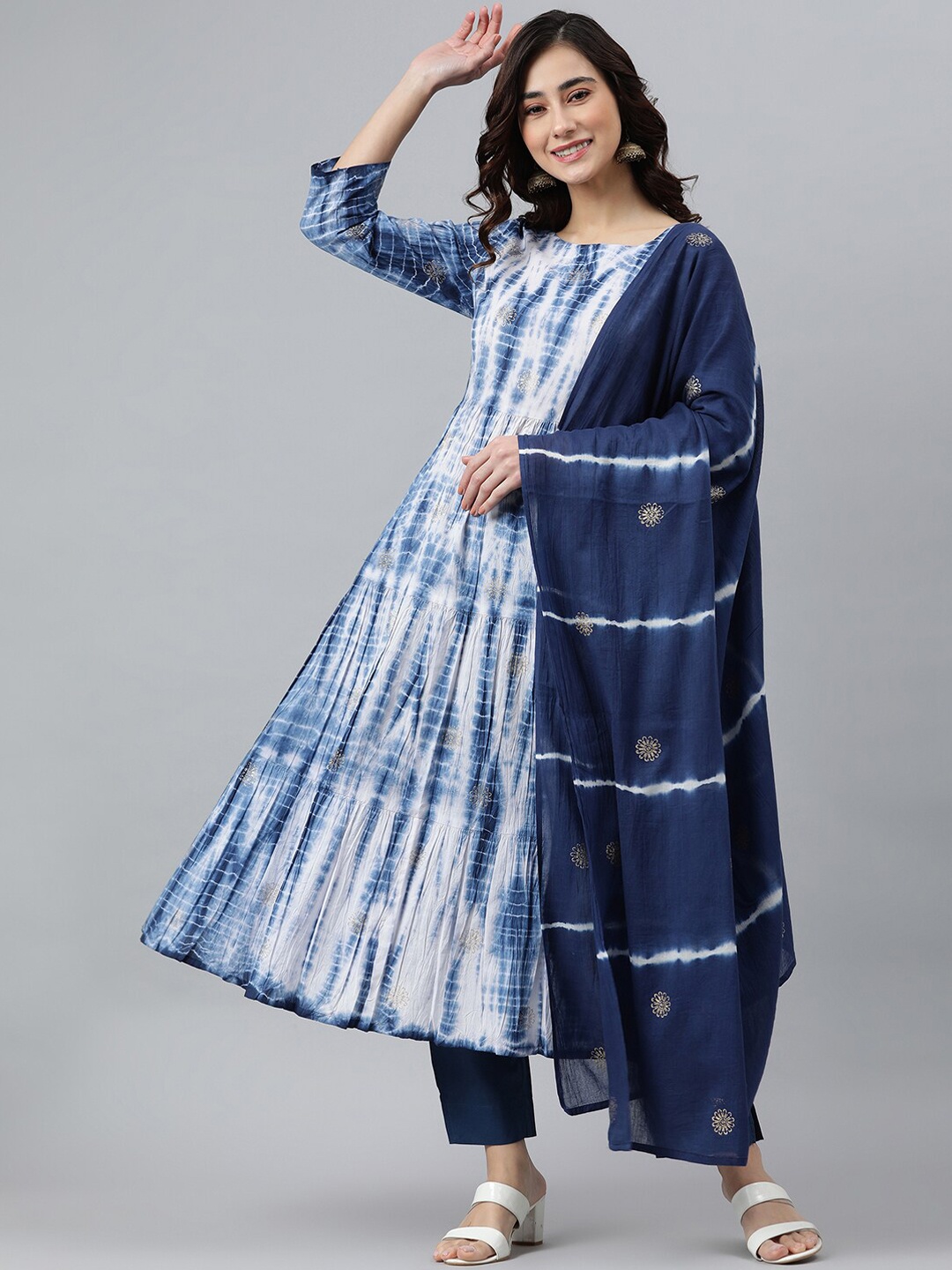 

Janasya Women Blue Cotton Tie & Dye Kurta with Pant and Dupatta