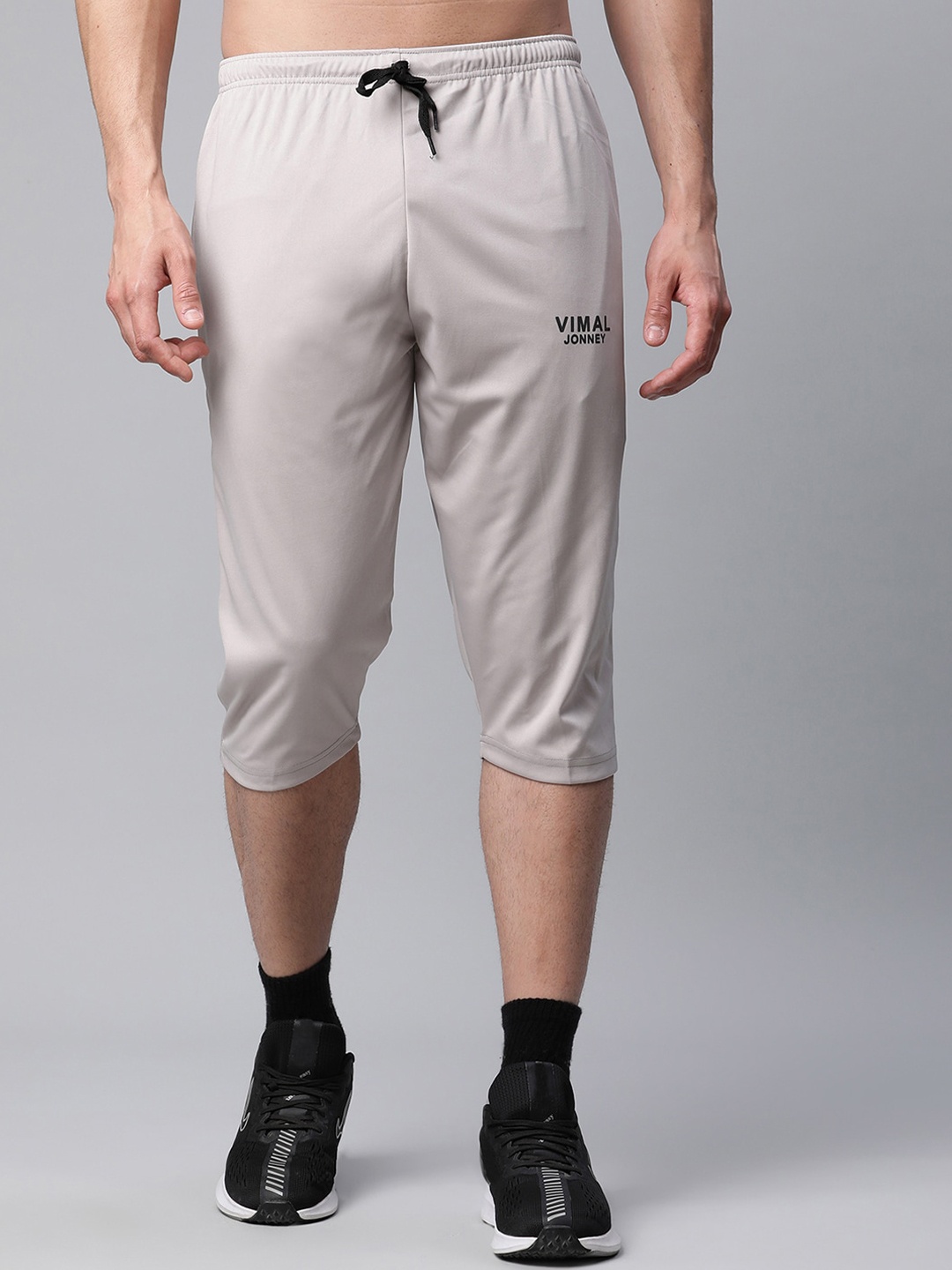 

MACK JONNEY JONNEY Men Grey Melange Regular Fit Solid Training or Gym Sports Shorts