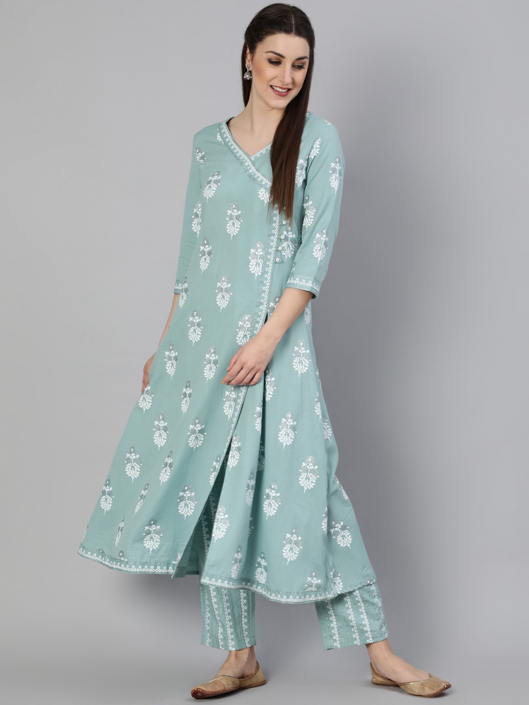 

KIMAYRA Women Grey Ethnic Motifs Printed Angrakha Kurta with Palazzos