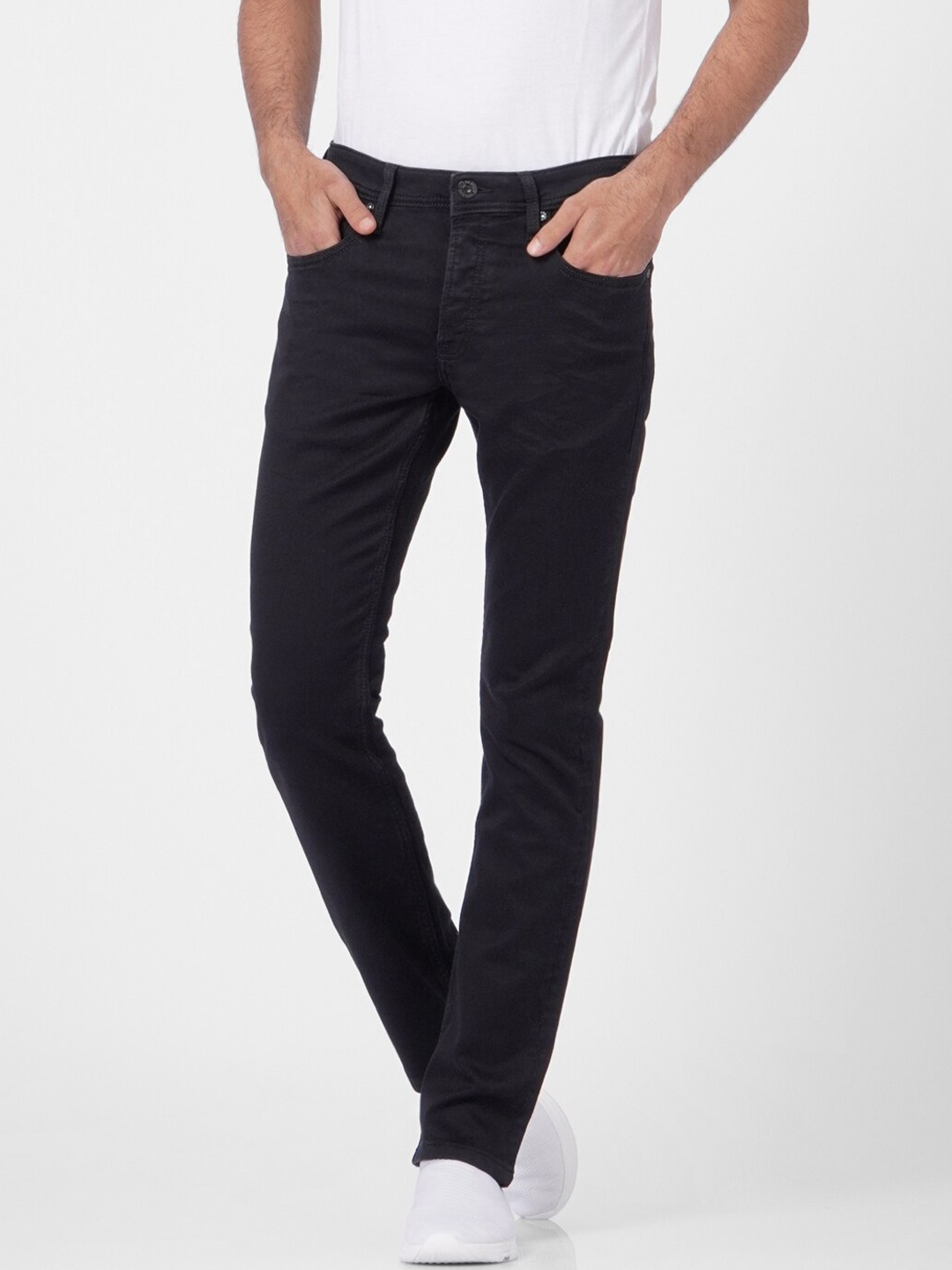 

Jack & Jones Men Black Straight Fit Jeans