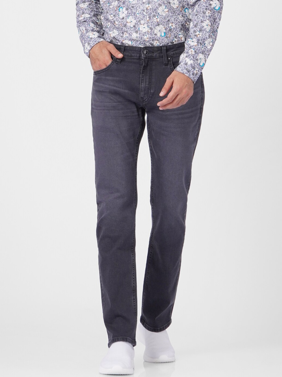 

Jack & Jones Men Black Straight Fit Light Fade Jeans