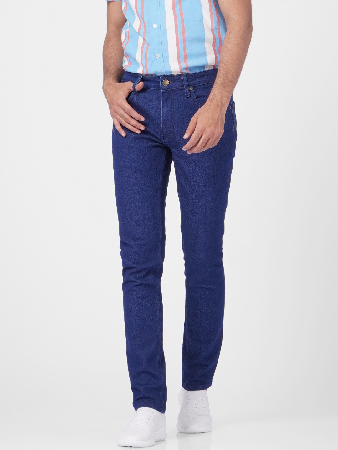 

Jack & Jones Men Black Straight Fit Low Distress Jeans
