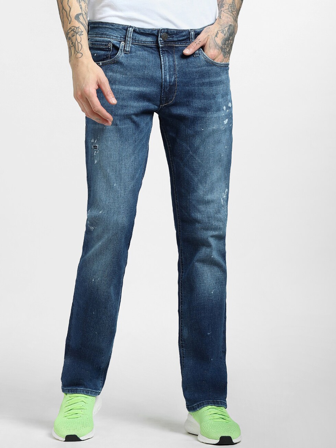 

Jack & Jones Men Blue Mildly Distressed Jeans