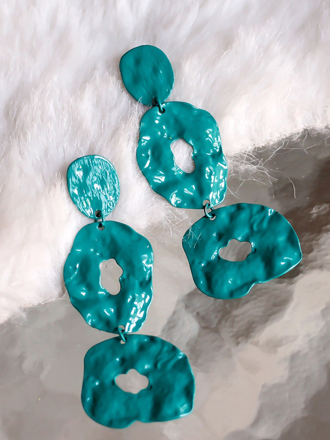 

Bellofox Green Contemporary Drop Earrings