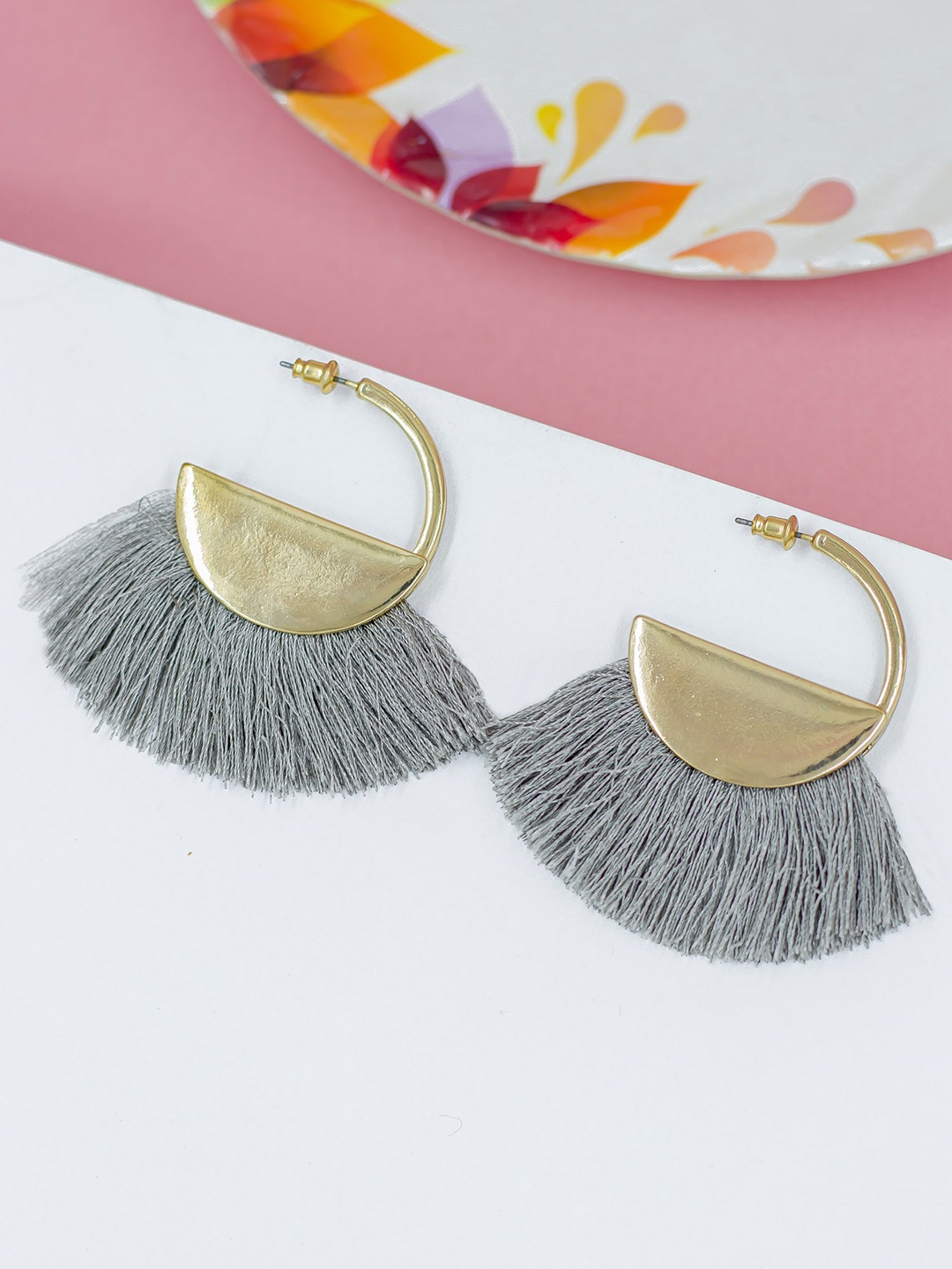 

Bellofox Grey Contemporary Drop Earrings