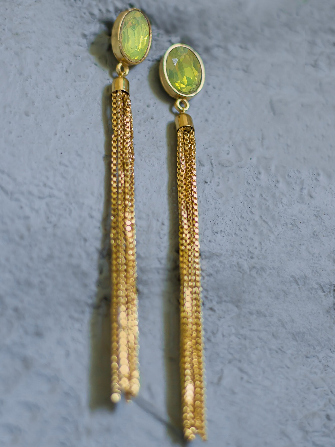 

Bellofox Green & Gold-Toned Contemporary Drop Earrings