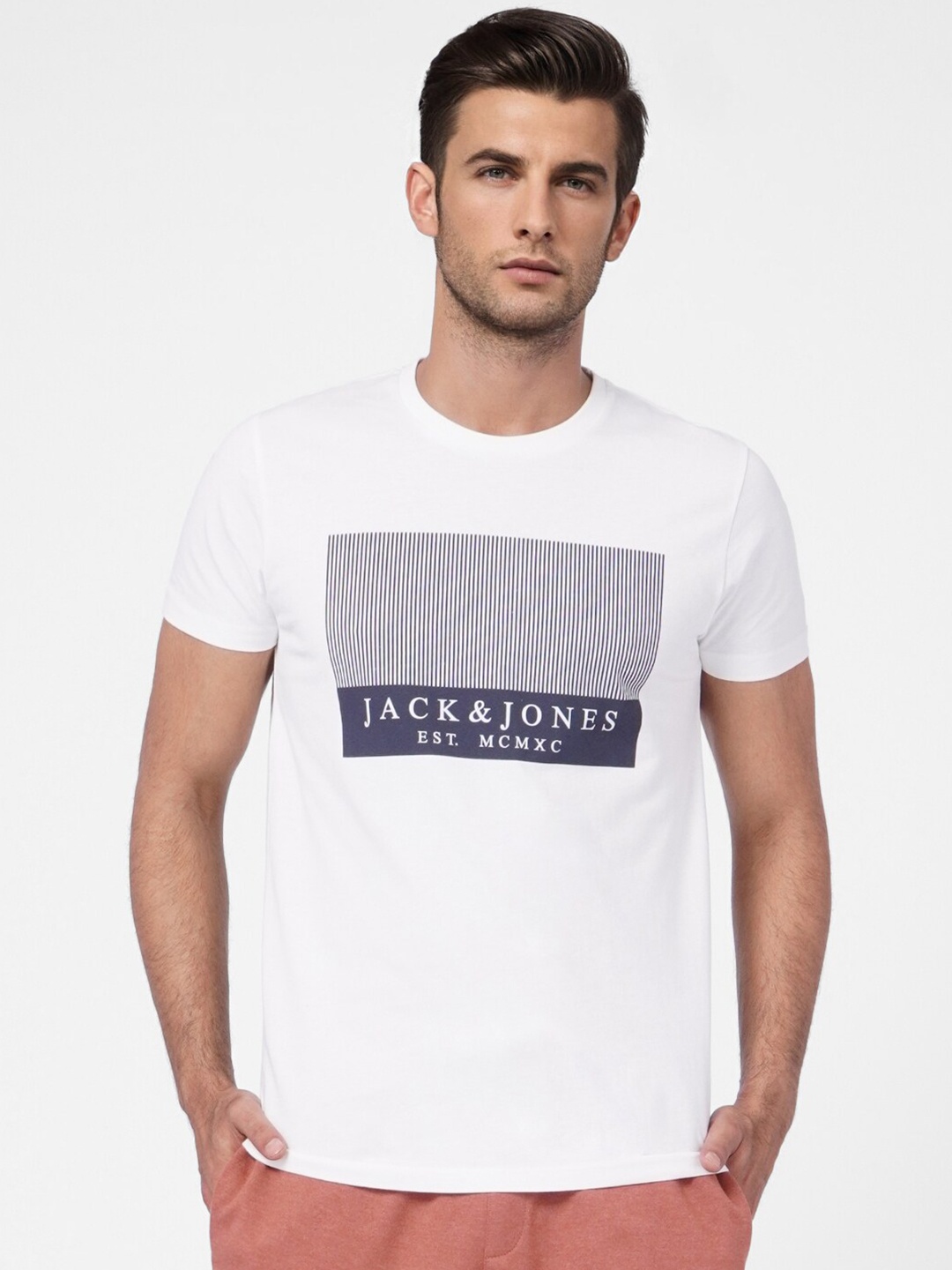 

Jack & Jones Men White & Blue Printed Cotton Round Neck T-shirt