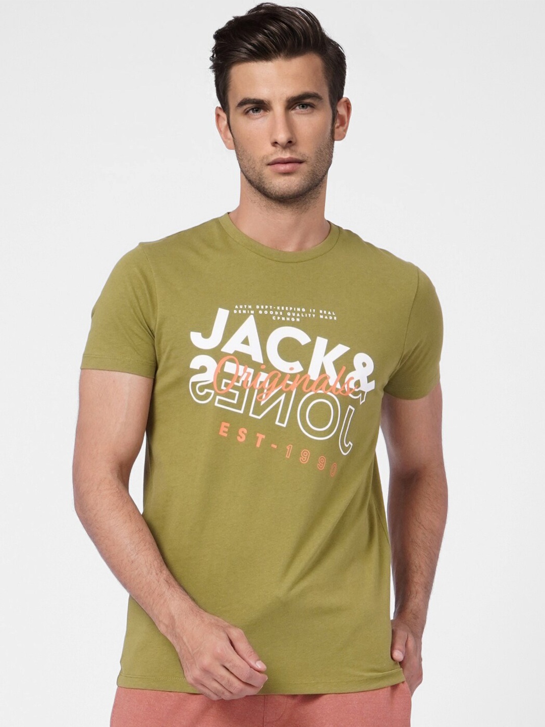 

Jack & Jones Men Green Typography Printed Cotton Slim Fit T-shirt