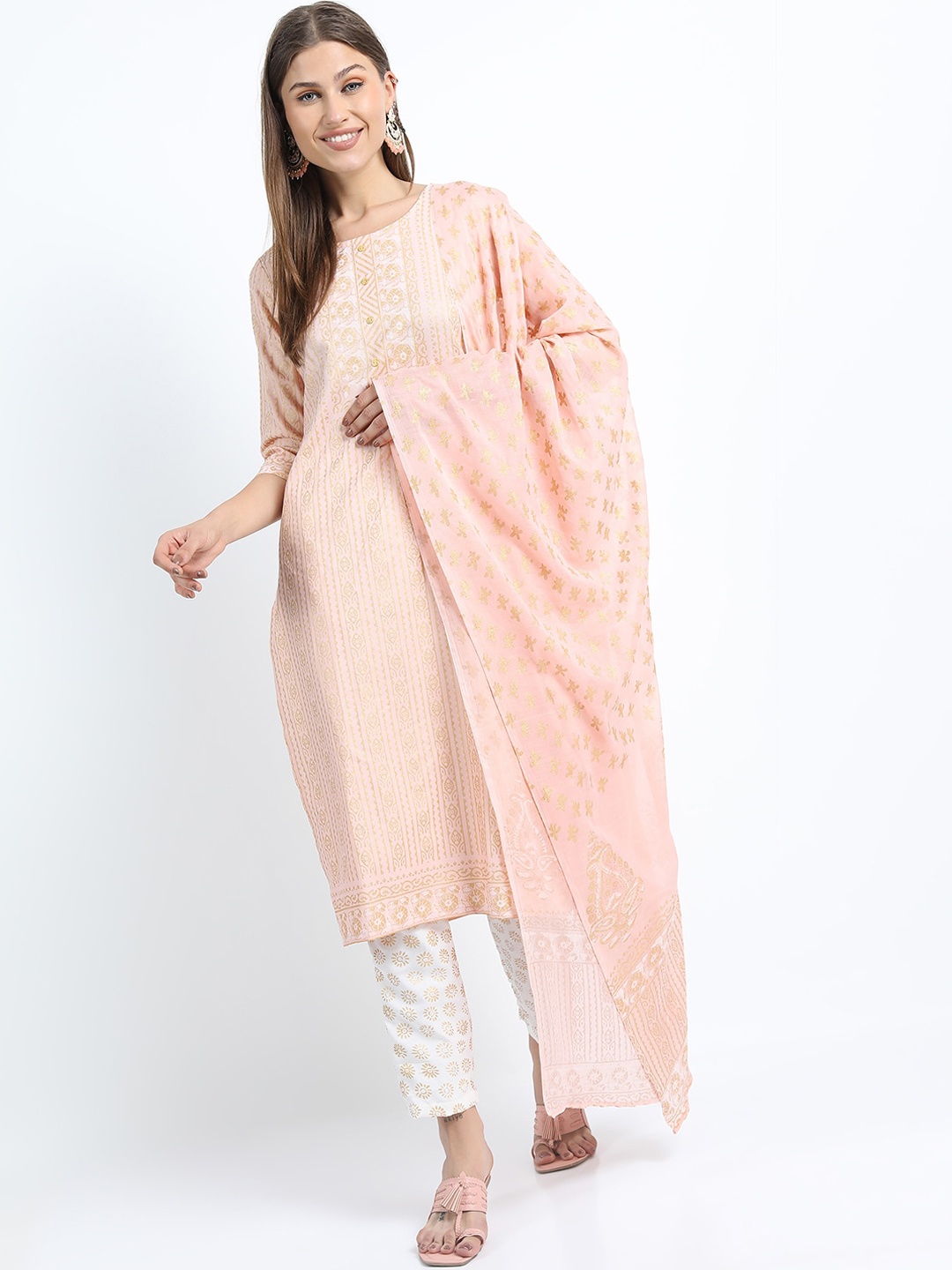 

Vishudh Women Peach-Coloured Ethnic Motifs Printed Kurta with Trousers & With Dupatta