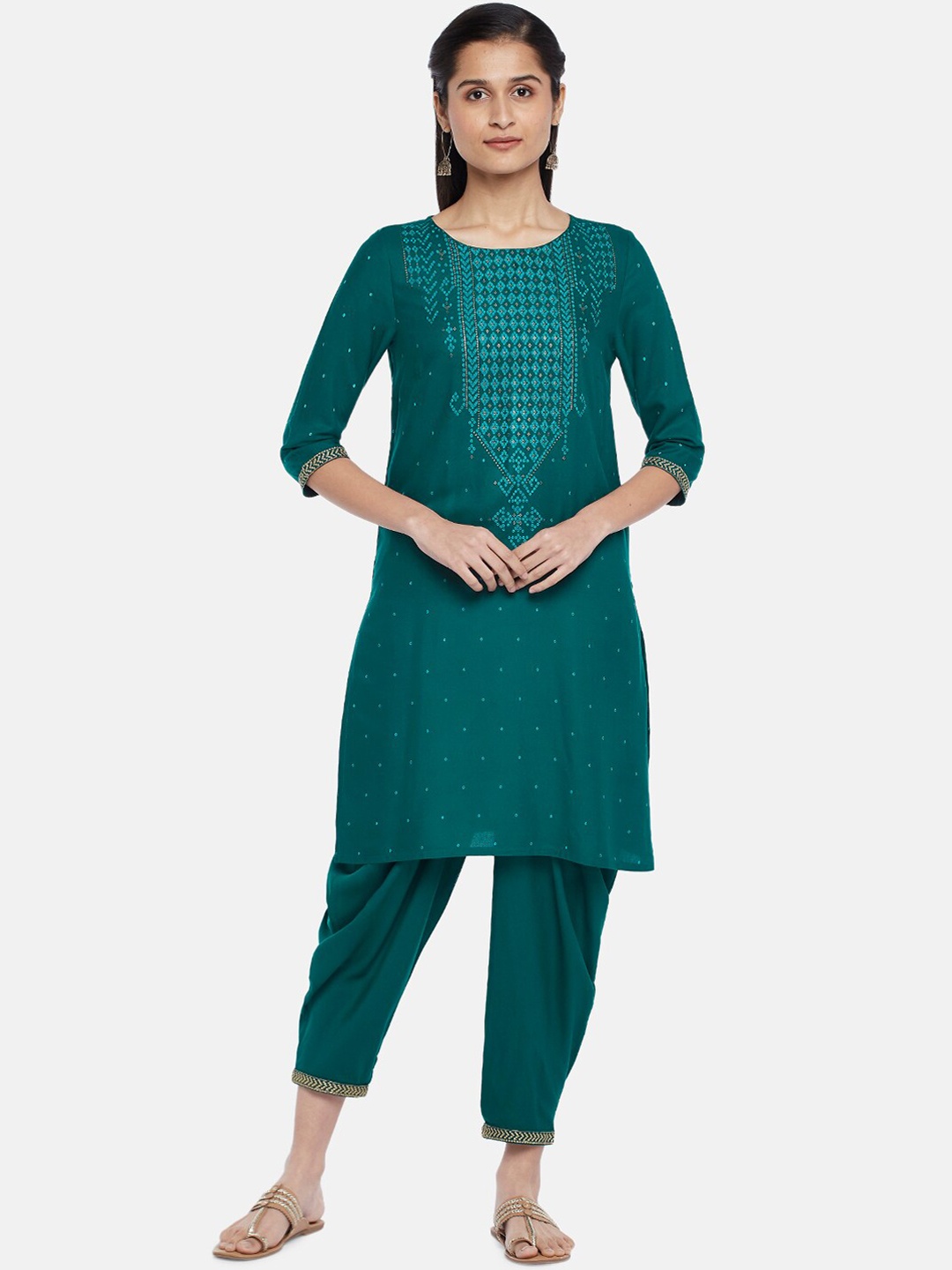 

RANGMANCH BY PANTALOONS Women Yoke Design Kurti with Trousers, Green