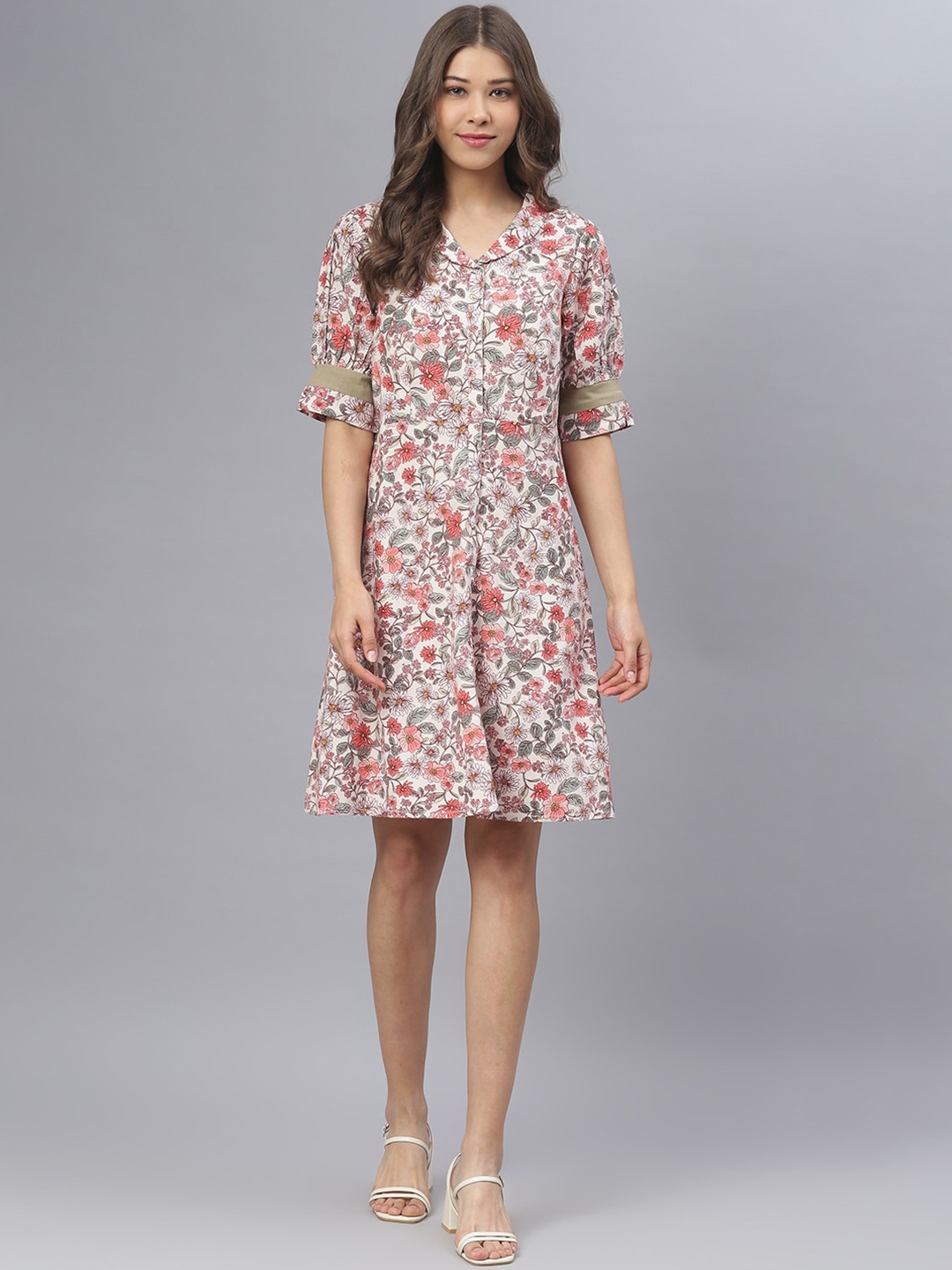 

DEEBACO Off White & Pink Floral Printed Cotton Shirt Dress