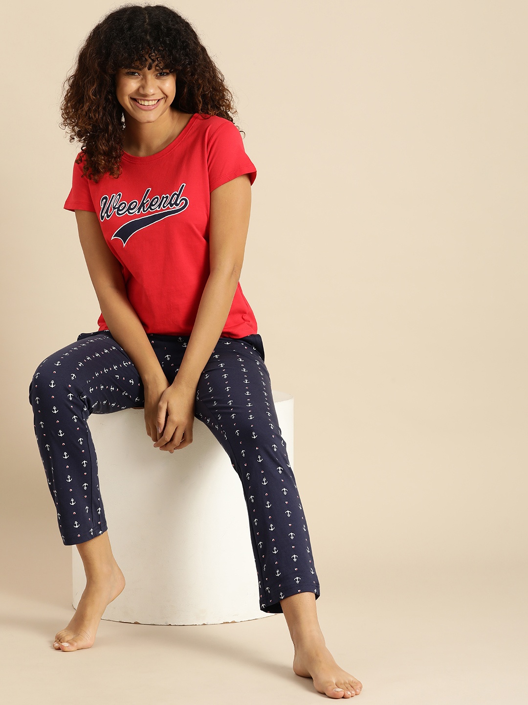

Dreamz by Pantaloons Women Red & Blue Printed Cotton Night suit