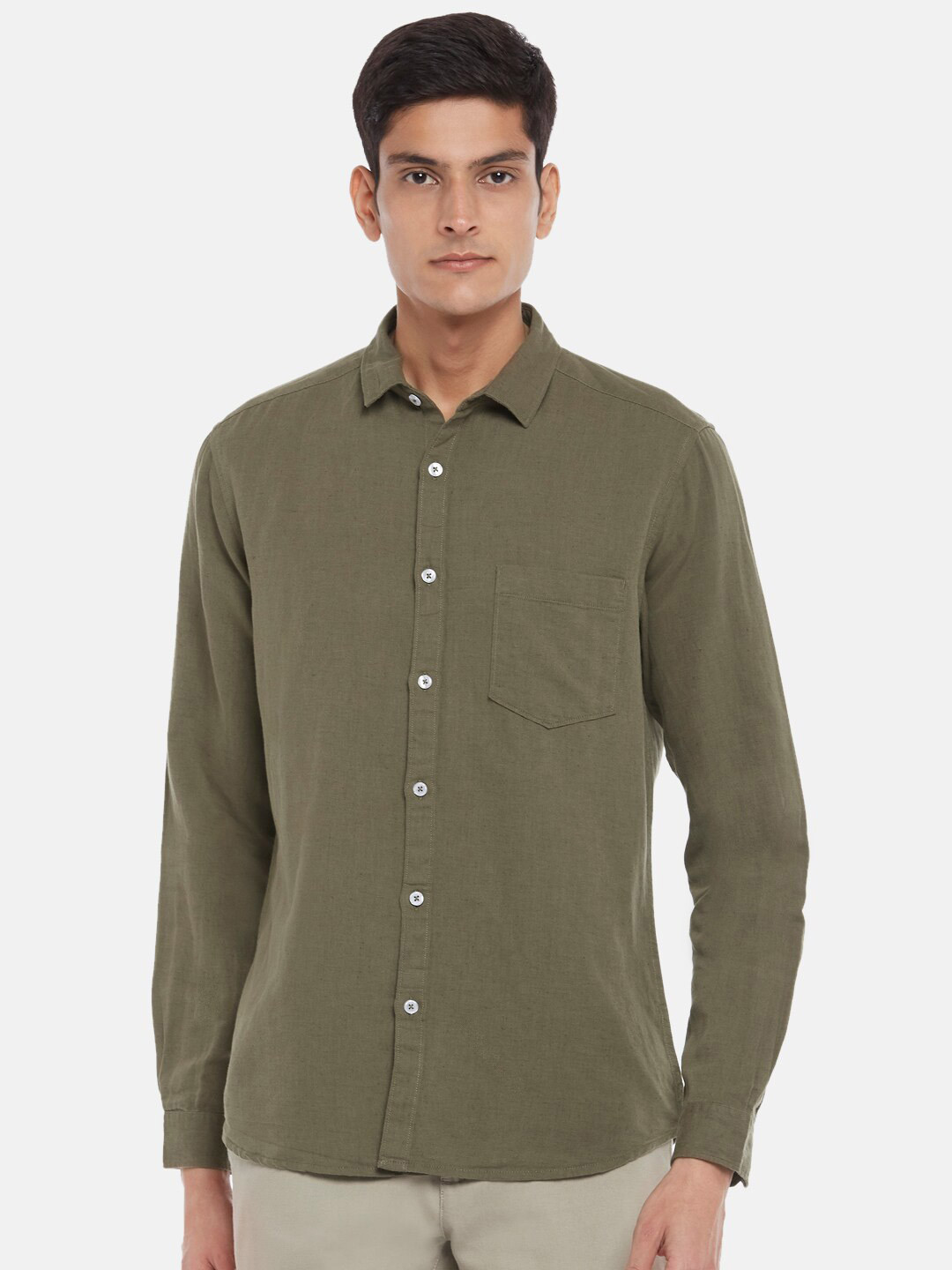 

BYFORD by Pantaloons Men Olive Green Slim Fit Casual Shirt
