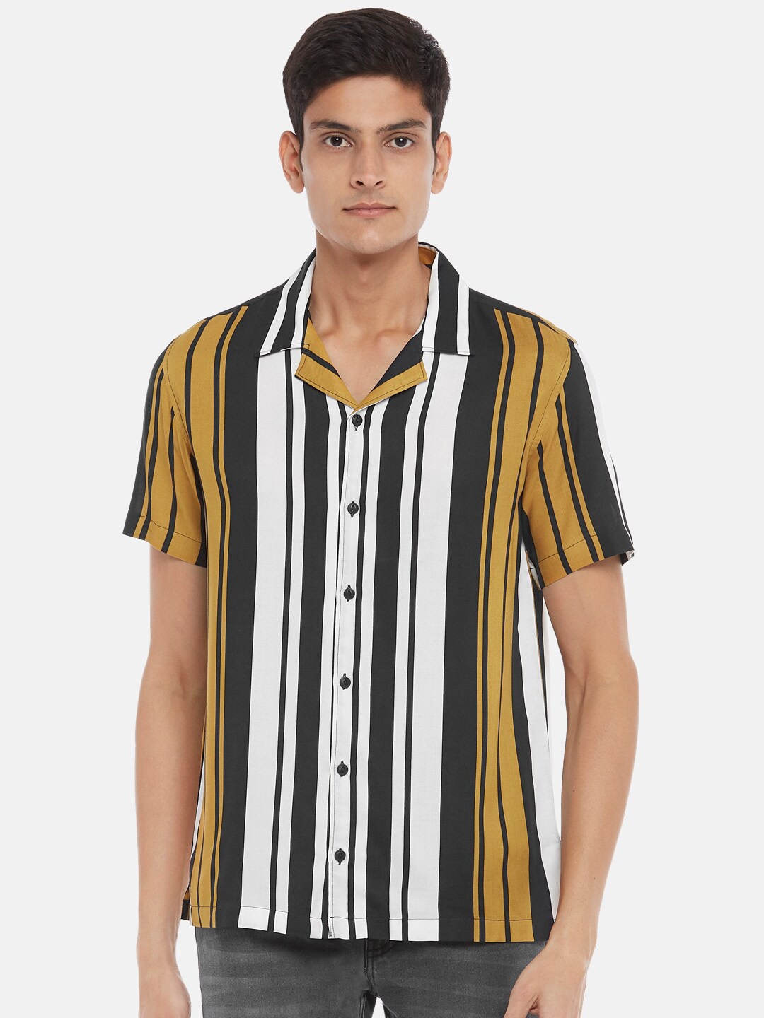 

People Men White Striped Casual Shirt