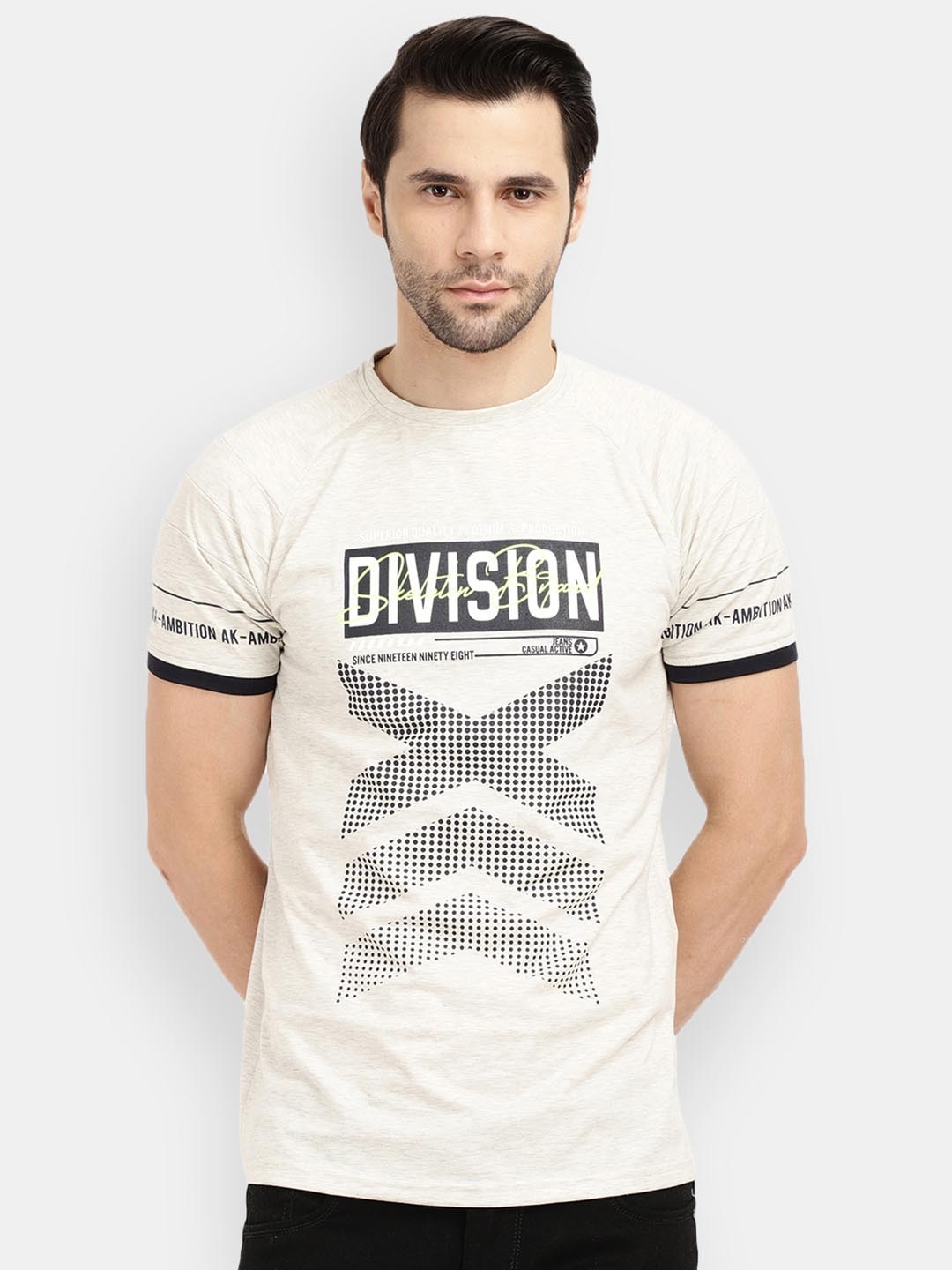 

V-Mart Men Off White & Black Typography Printed Slim Fit T-shirt