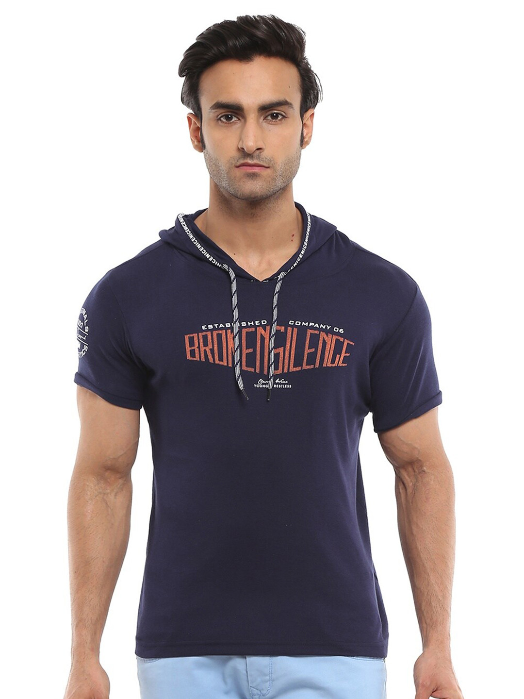 

V-Mart Men Navy Blue Typography Printed T-shirt