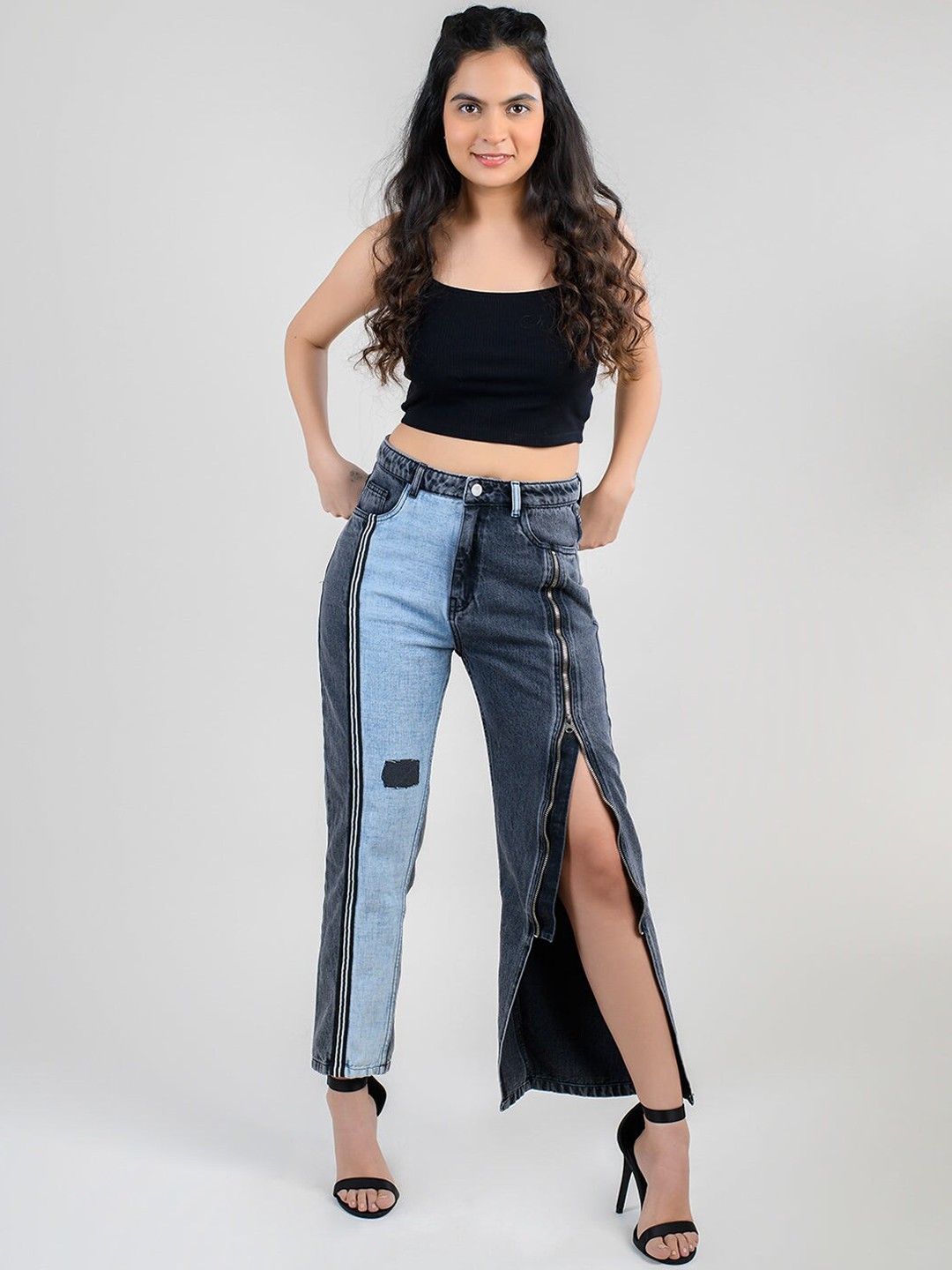 

FREAKINS Women Grey Slim Fit Highly Distressed Jeans