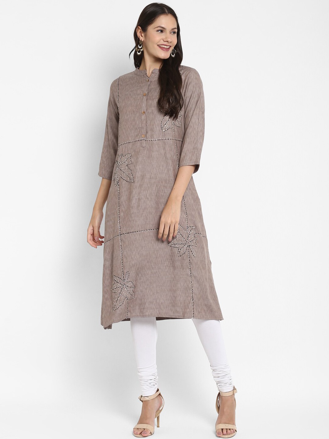 

KALINI Women Grey Geometric Embroidered Thread Work Kurta