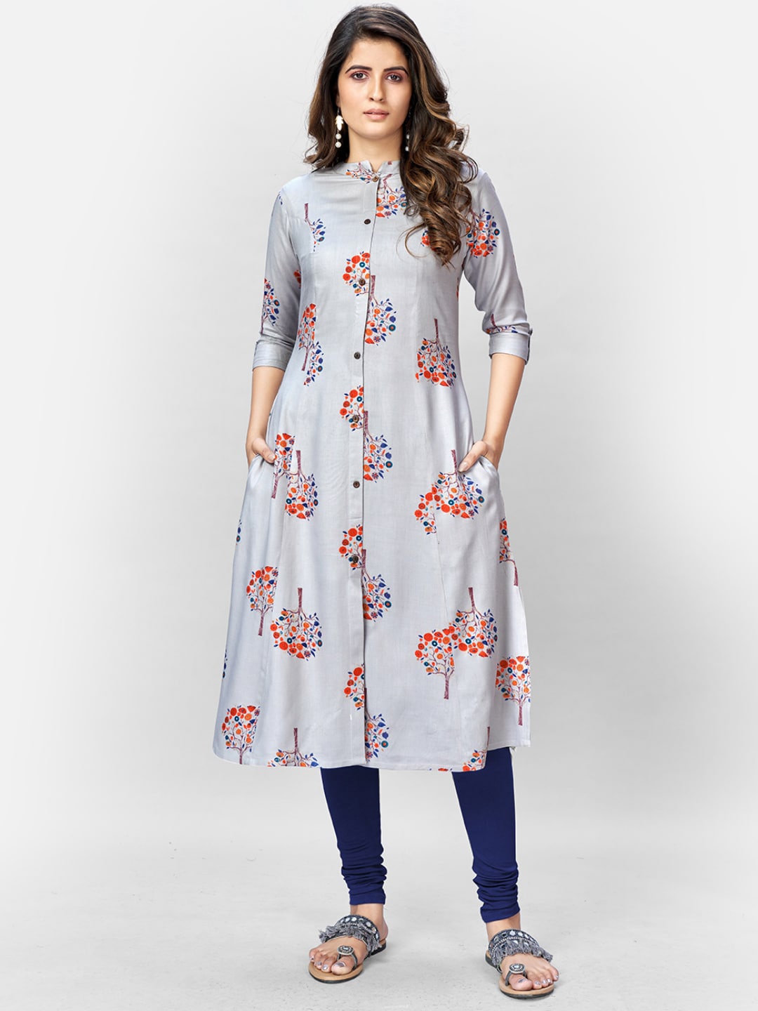 

Vbuyz Women Grey Ethnic Motifs Printed Kurta