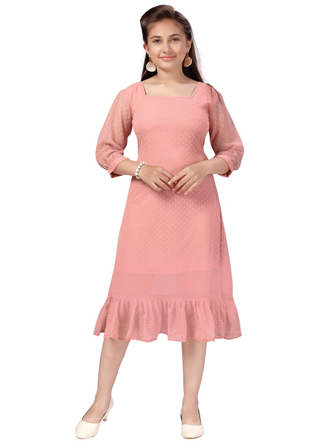 

Aarika Girls Peach-Coloured Georgette Midi Dress