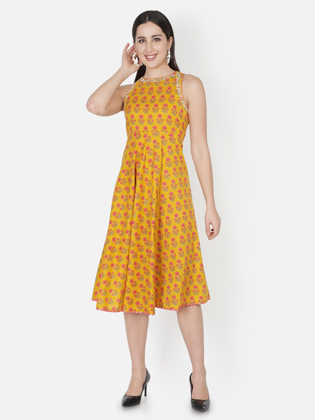 

TRISHLA INDIA Mustard Yellow & Pink Floral Printed Dress