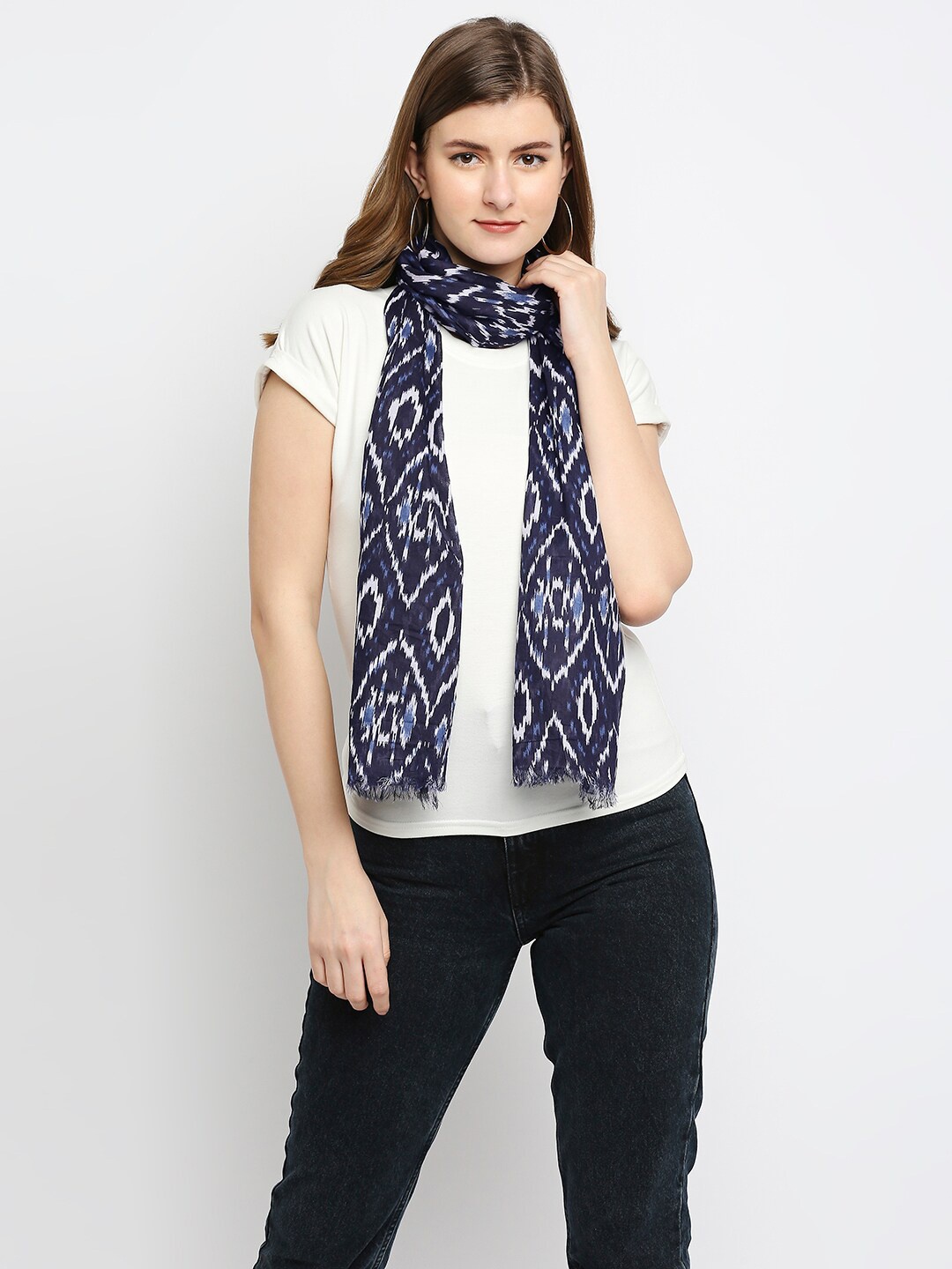 

Dupatta Bazaar Women Blue & White Indigo Printed Cotton Stole