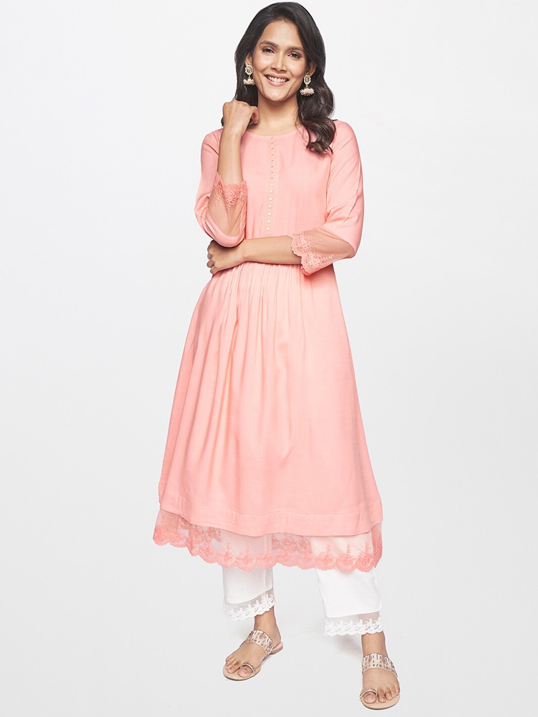 

itse Women Pink Solid Pleated A-Line Kurta