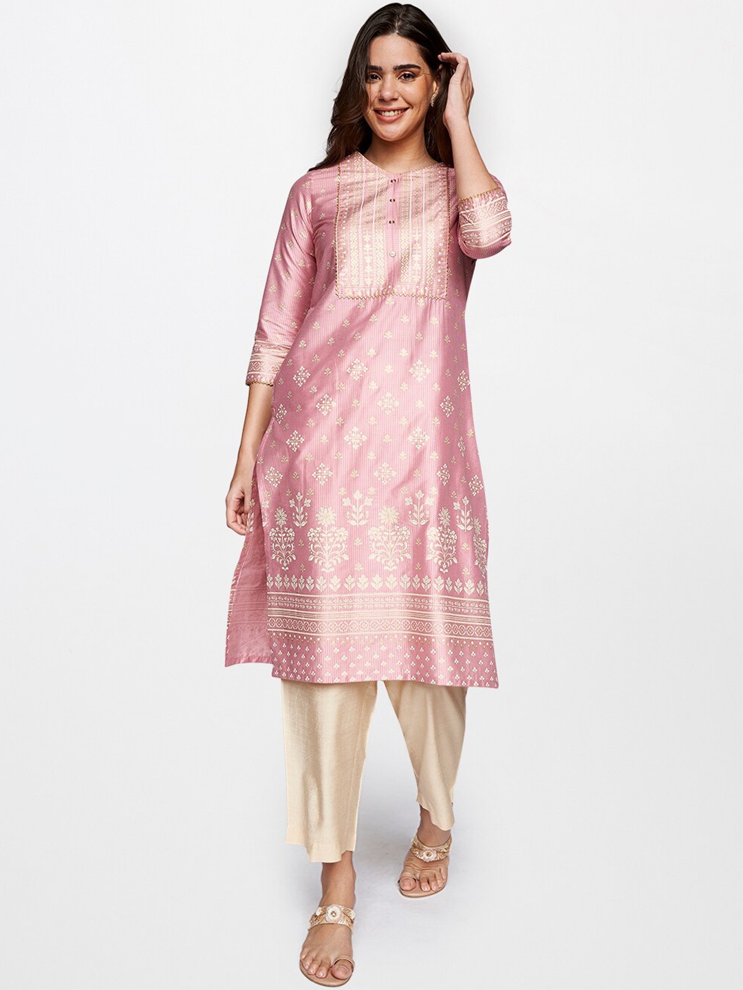

itse Women Rose & Golden Ethnic Motifs Printed Kurta