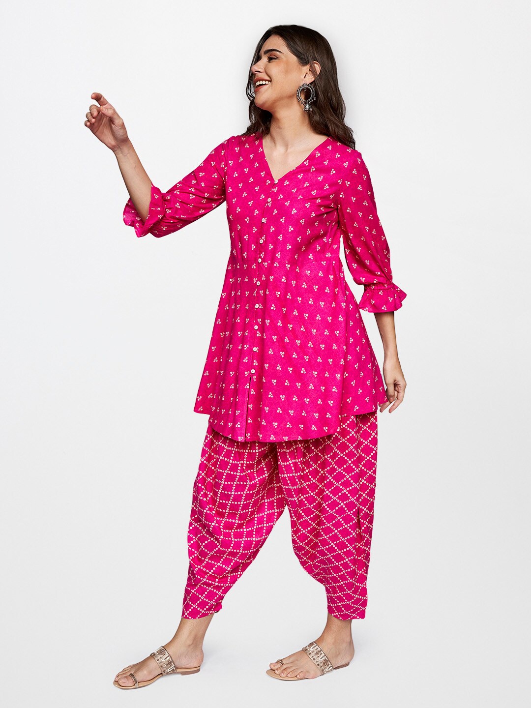 

itse Women Pink Bandhani Print Kurti & Dhoti Set