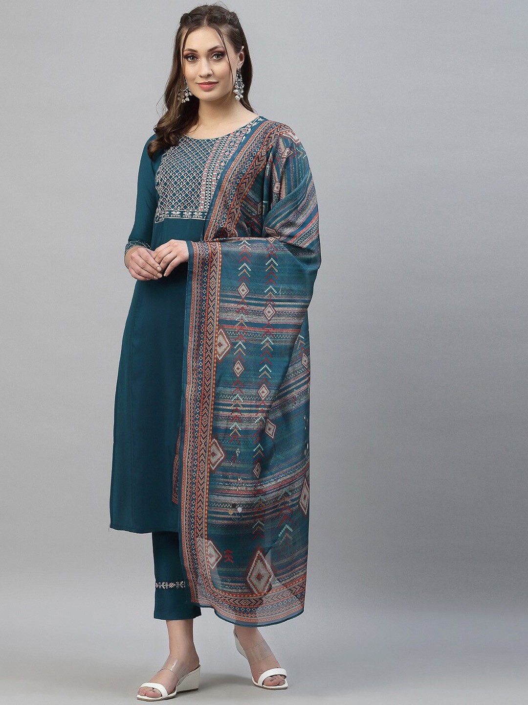

SANISA Women Teal Green Ethnic Motifs Embroidered Kurta Trouser With Dupatta