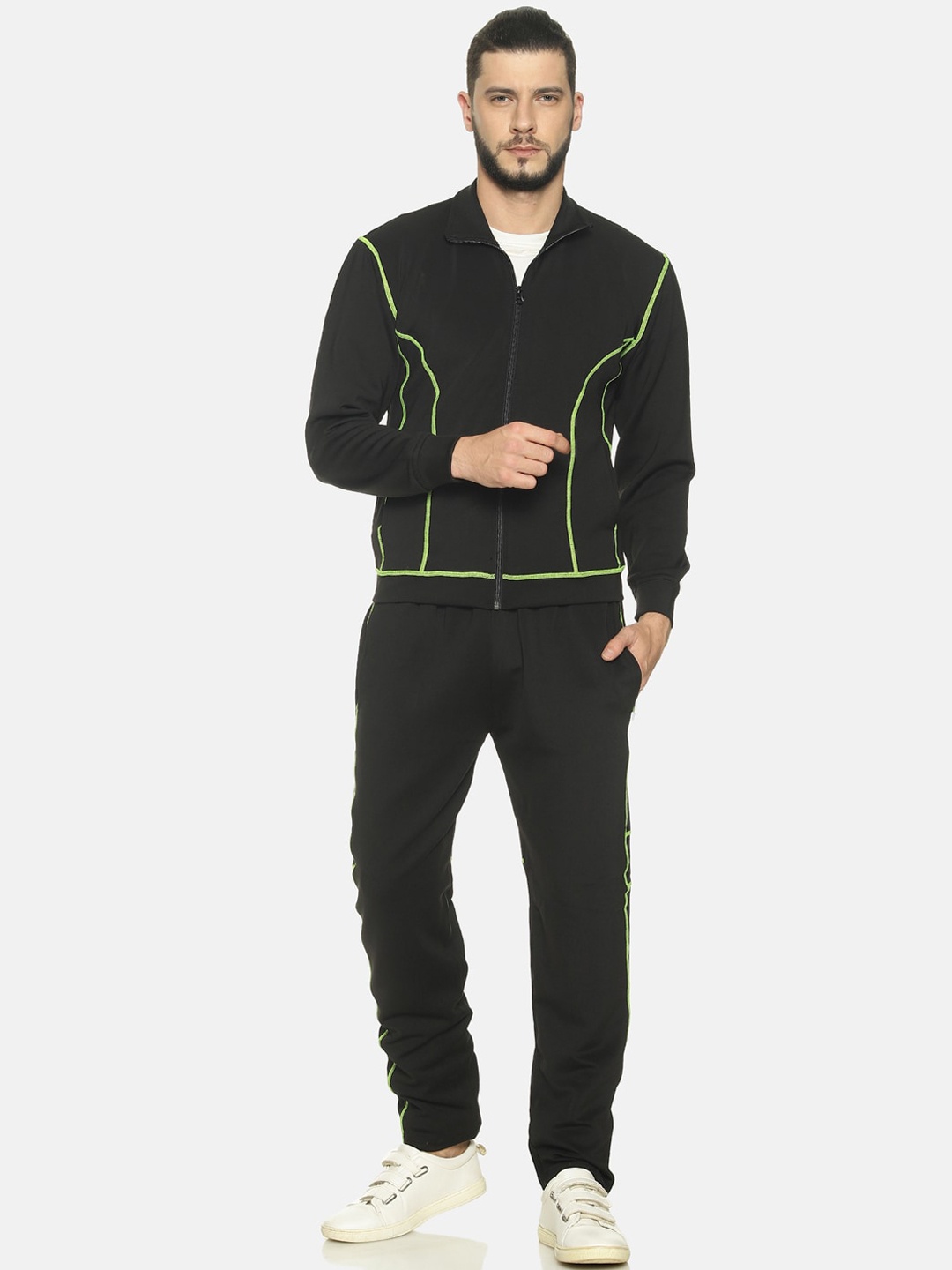

HPS Sports Men Black Solid Lycra Track Suit