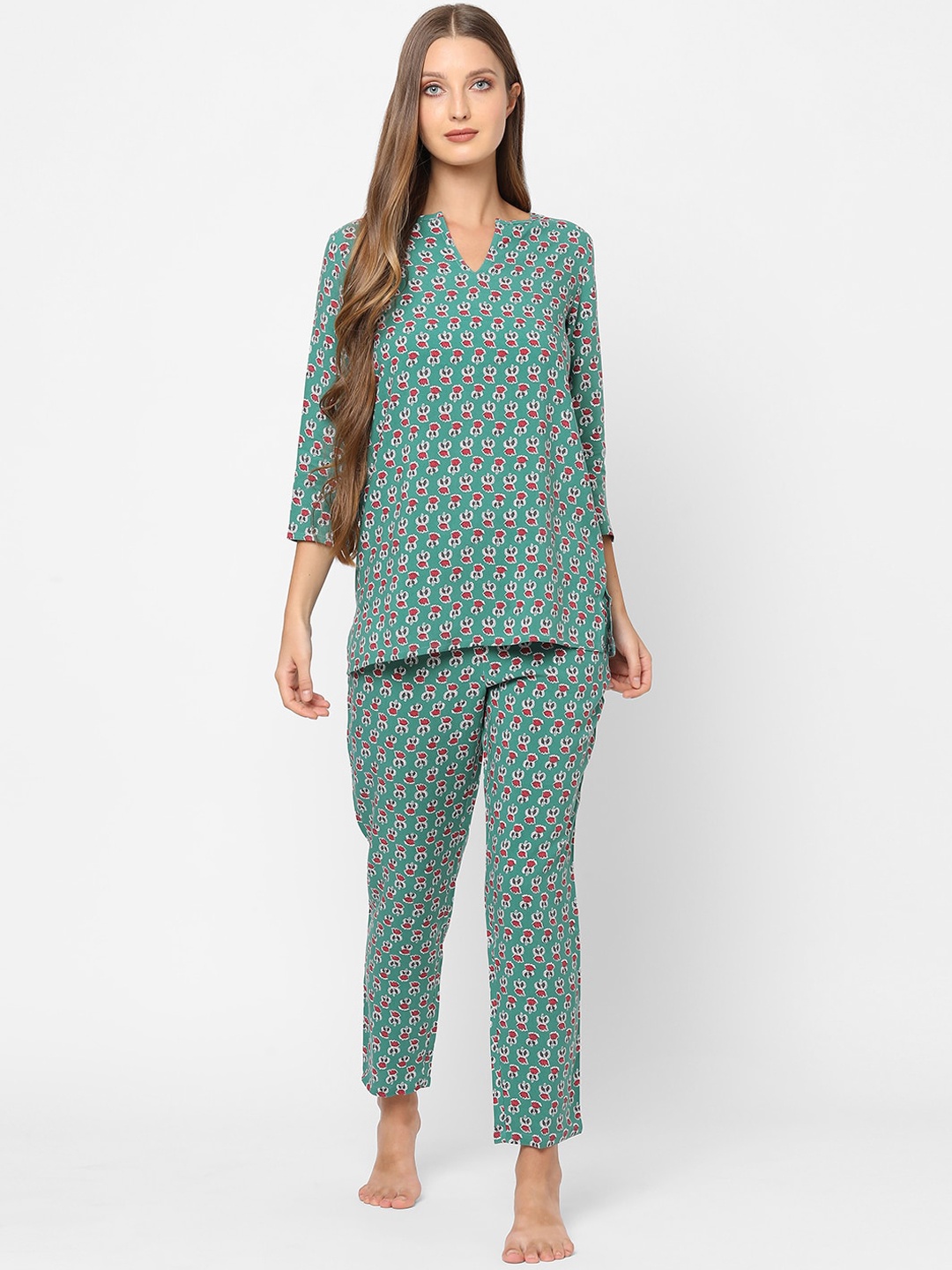 

MAYSIXTY Women Green Printed Night suit
