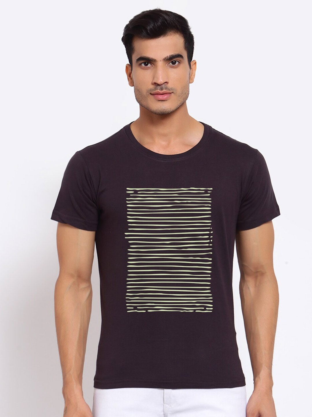 

FERANOID Men Grey Printed Bio Finish Applique T-shirt