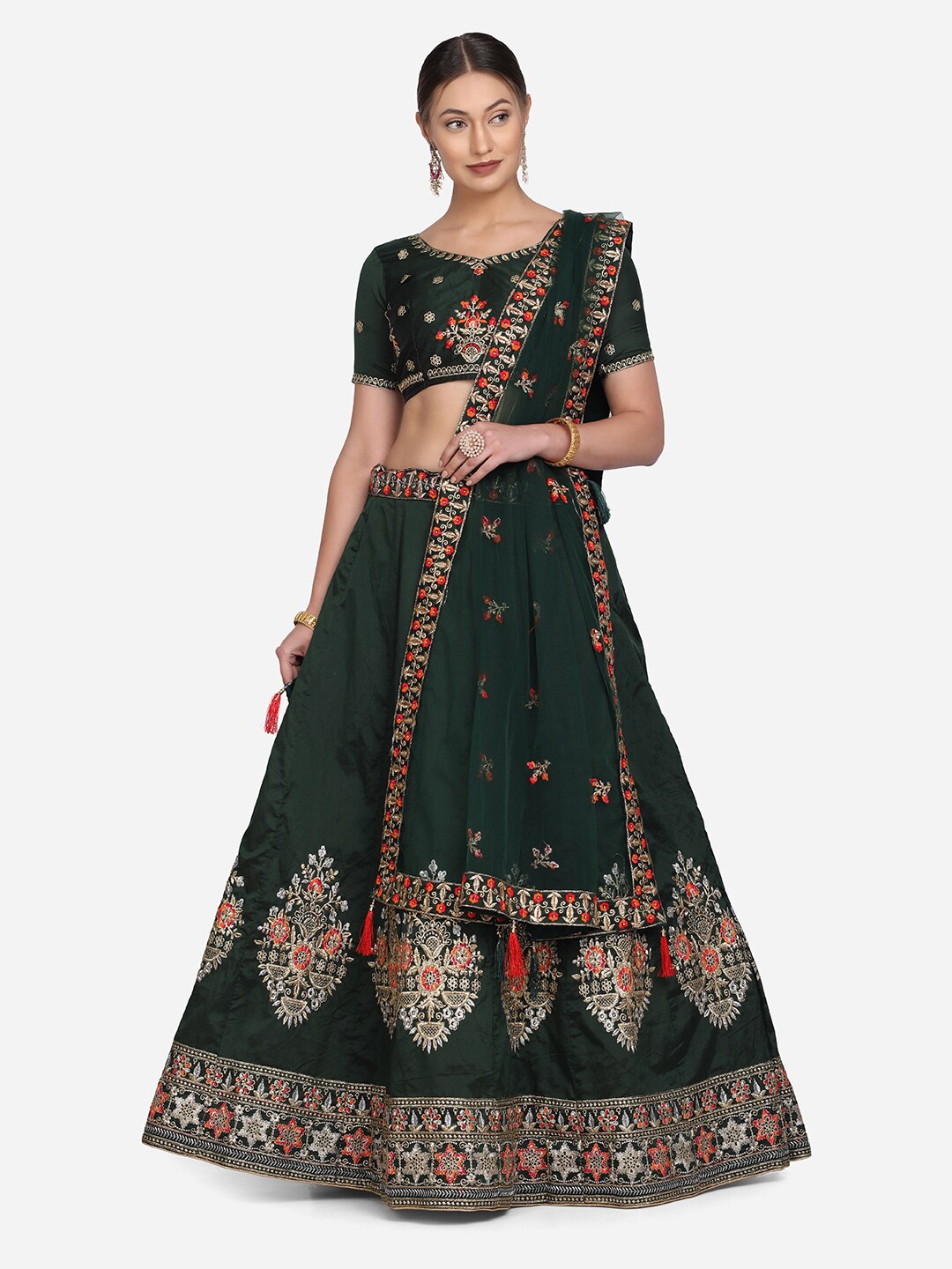 

Warthy Ent Green Embroidered Semi-Stitched Lehenga & Unstitched Blouse With Dupatta