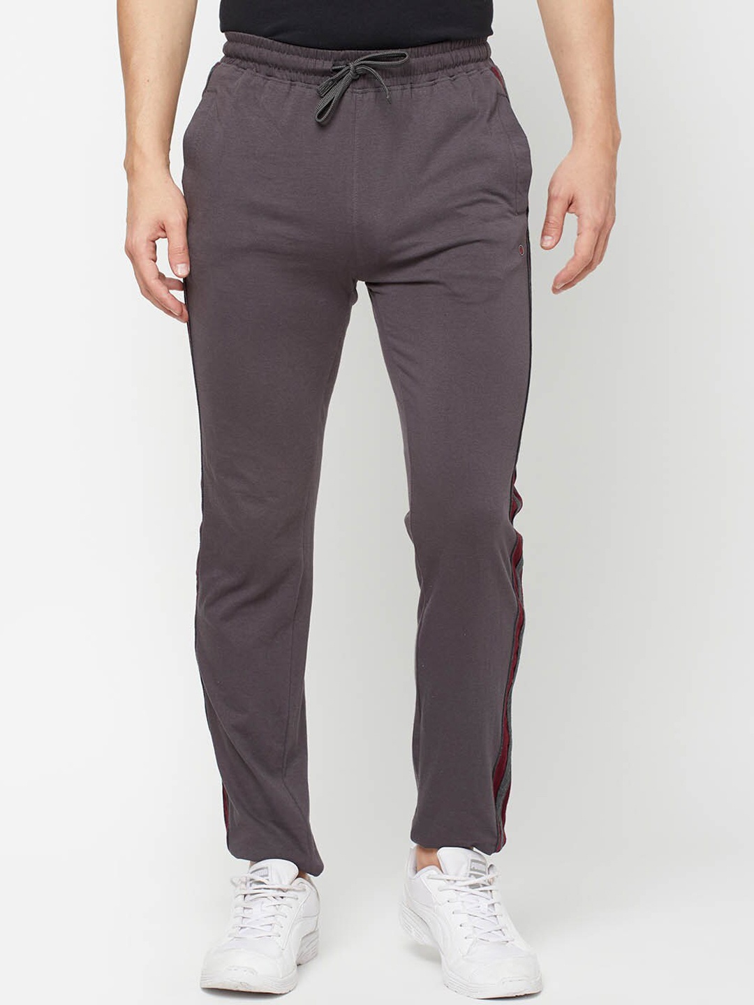 

Sporto Men Charcoal Striped Track Pants