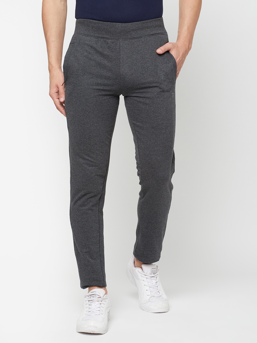 

Sporto Men Grey Solid Track Pants