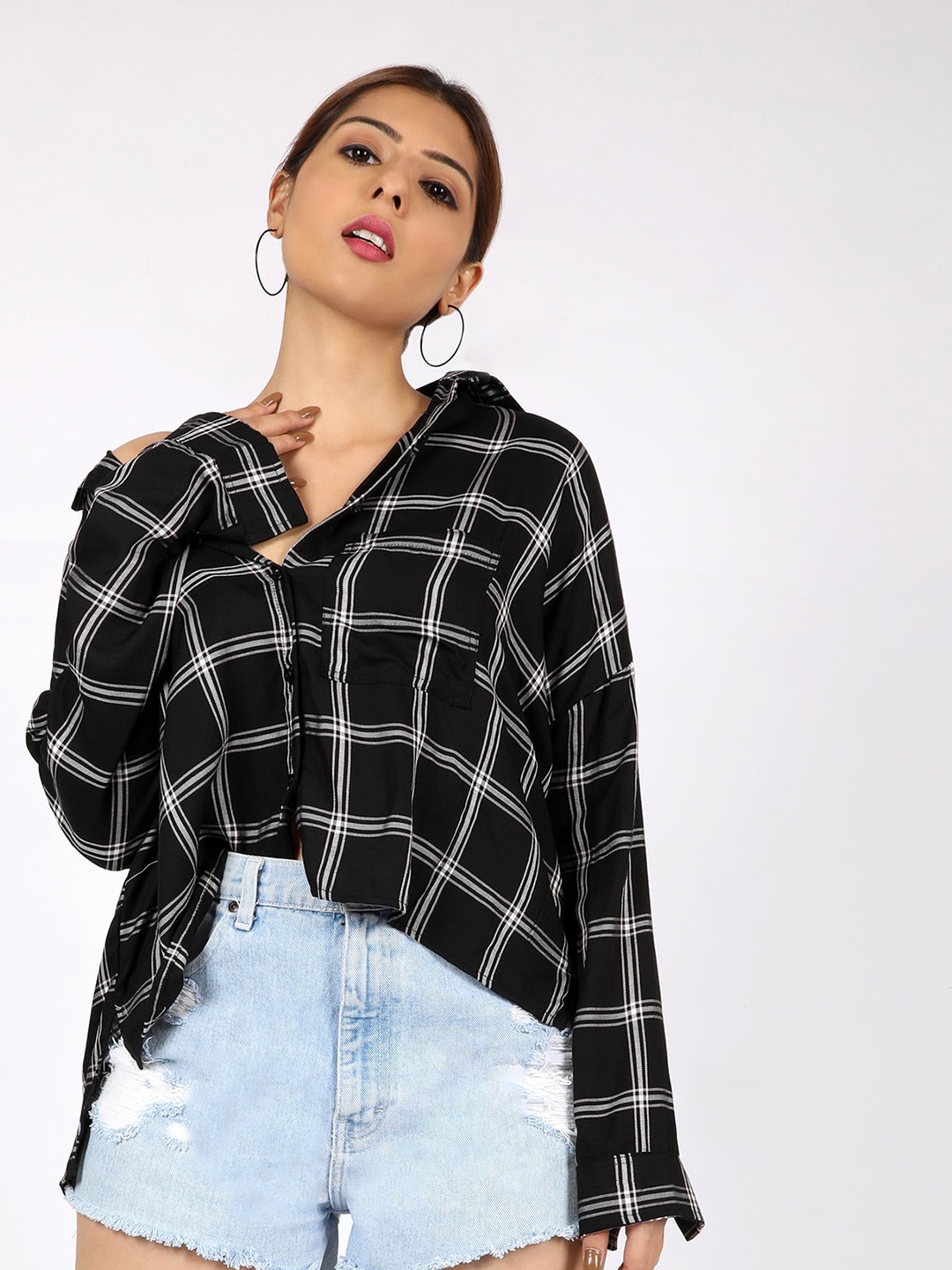 

CHIMPAAANZEE Women Black & White Oversized Checked Casual Shirt