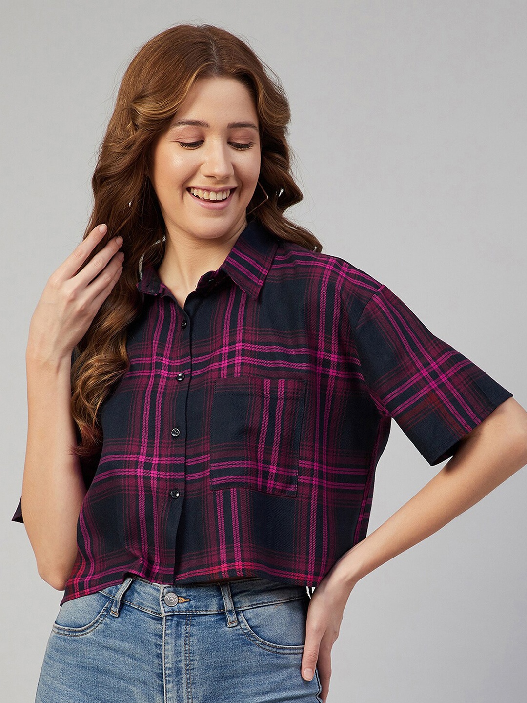 

CHIMPAAANZEE Women Navy Blue & Pink Boxy Checked Casual Shirt