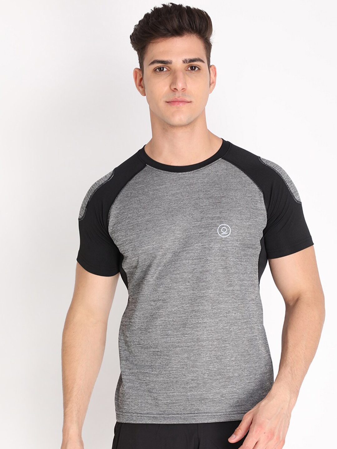 

Chkokko Men Grey & Black Colourblocked Sleeves Outdoor T-shirt