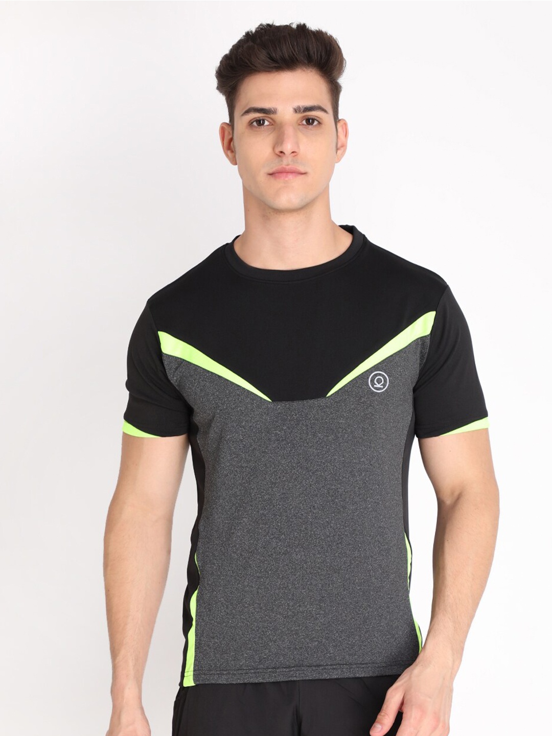 

Chkokko Men Black & Fluorescent Green Training or Gym T-shirt