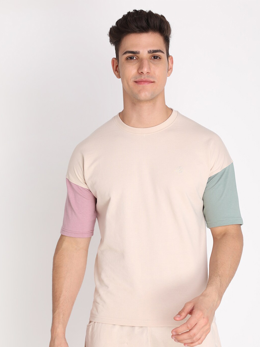 

Chkokko Men Beige Colourblocked Outdoor Cotton T-shirt