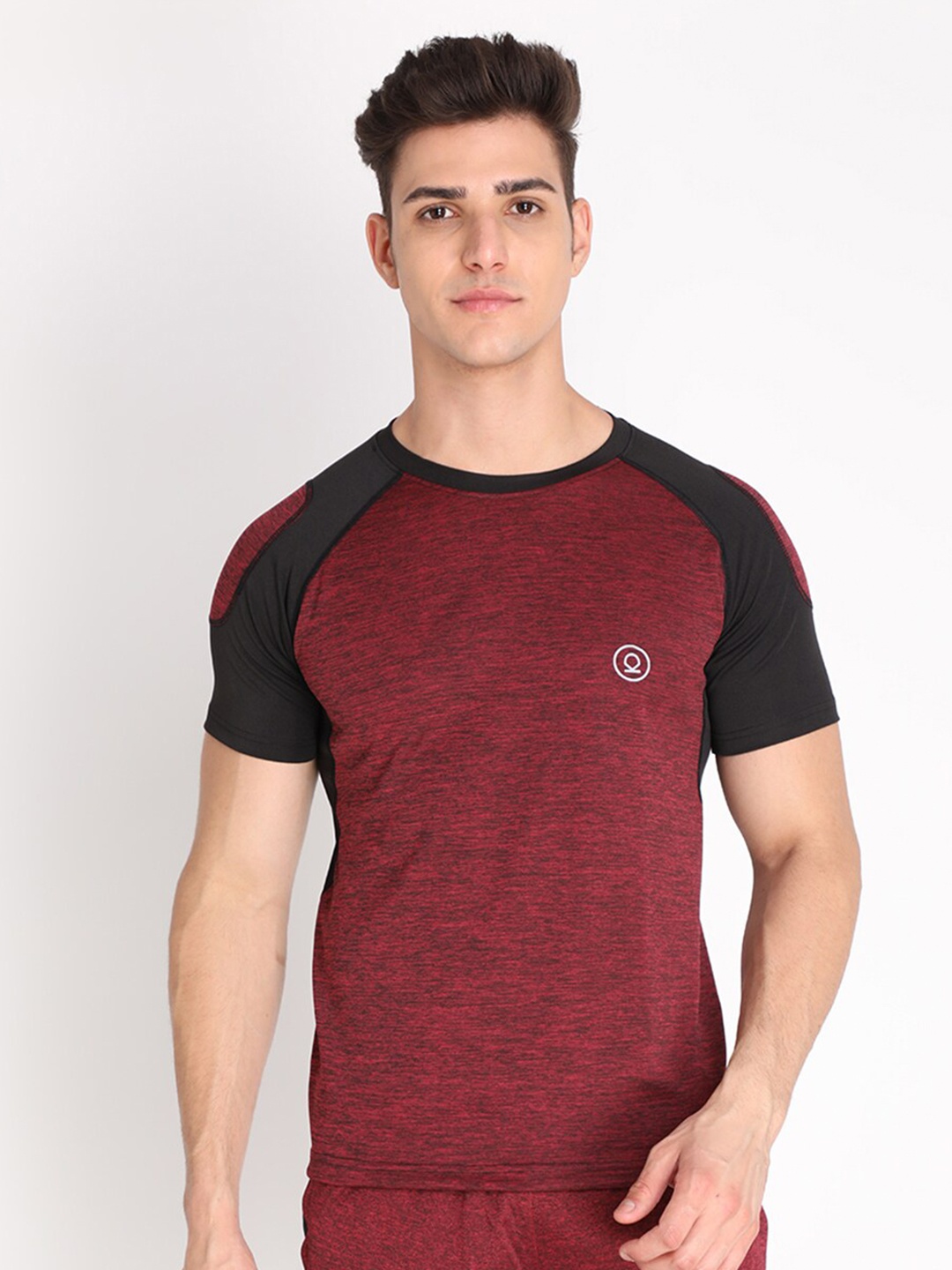 

Chkokko Men Maroon & Black Colourblocked Outdoor T-shirt