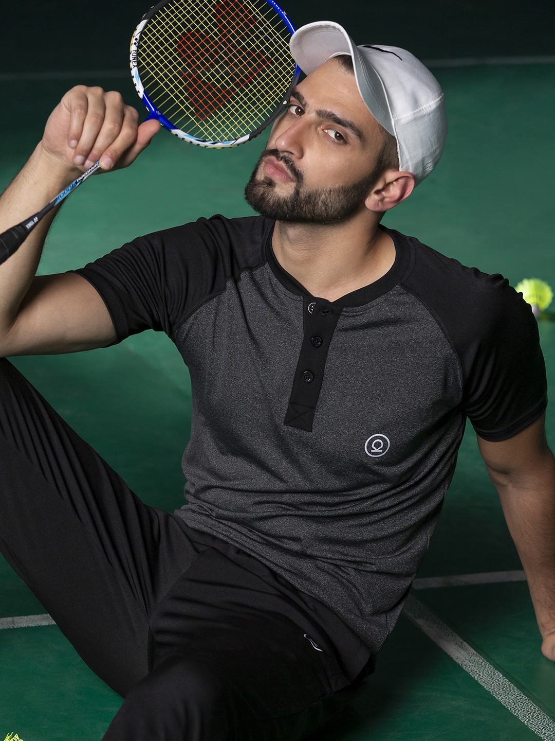 

Chkokko Men Grey Melange & Black Colourblocked Henley Neck Sports T-shirt