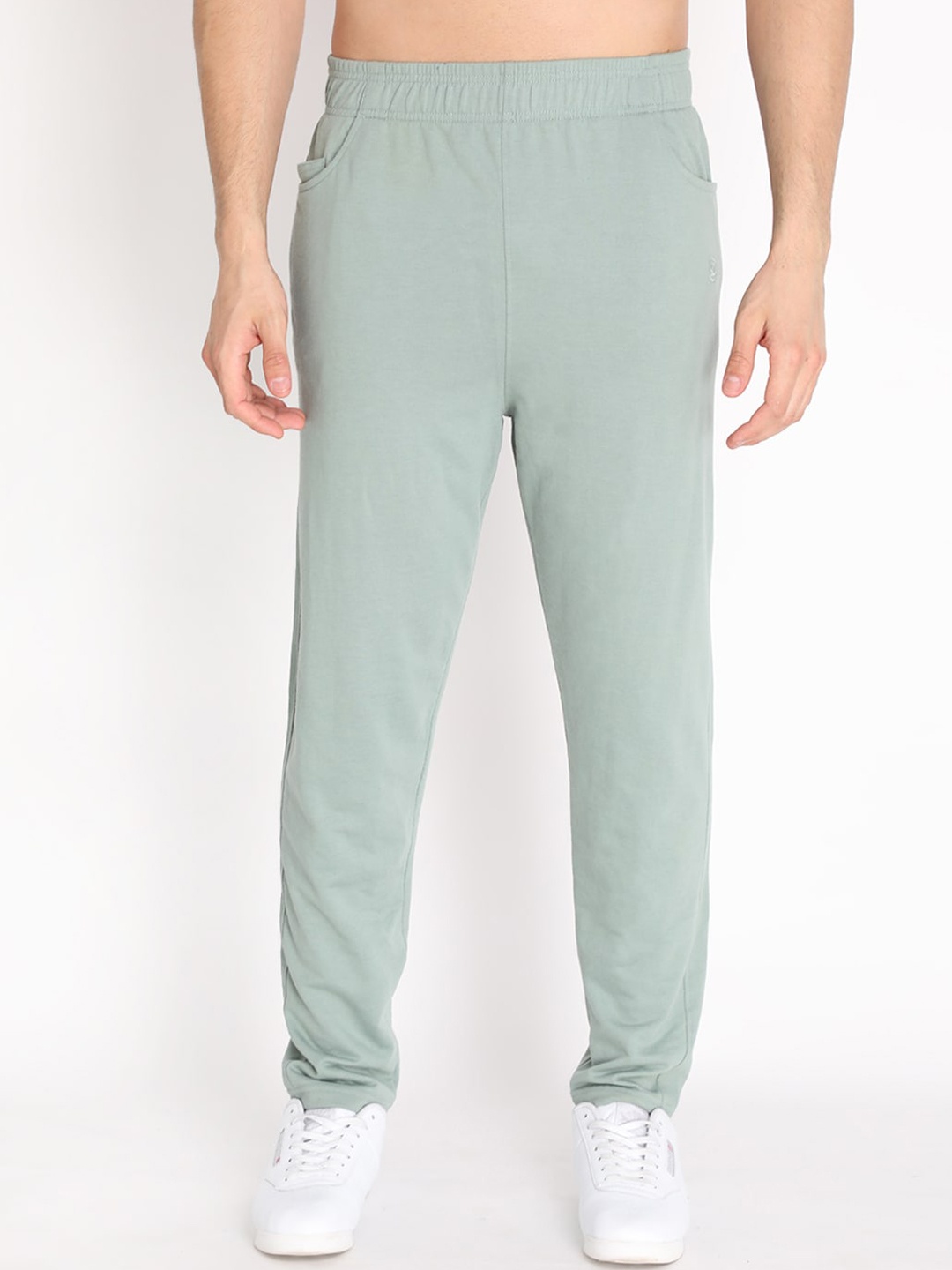 

CHKOKKO Men Green Solid Cotton Track Pant