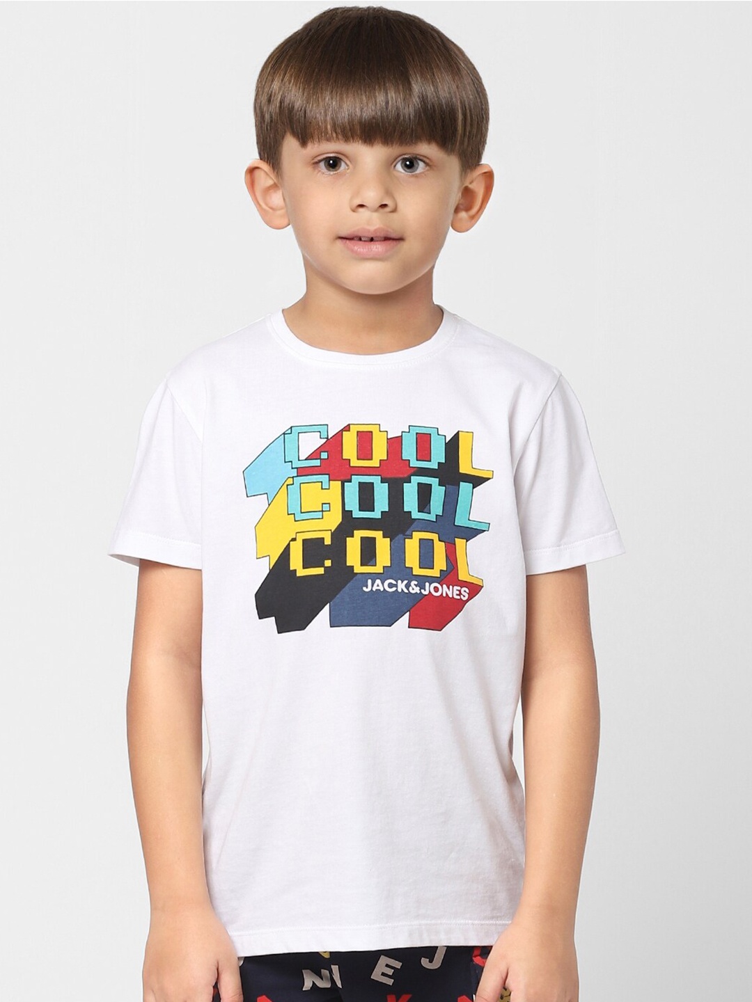 

Jack & Jones Boys White Typography Printed T-shirt
