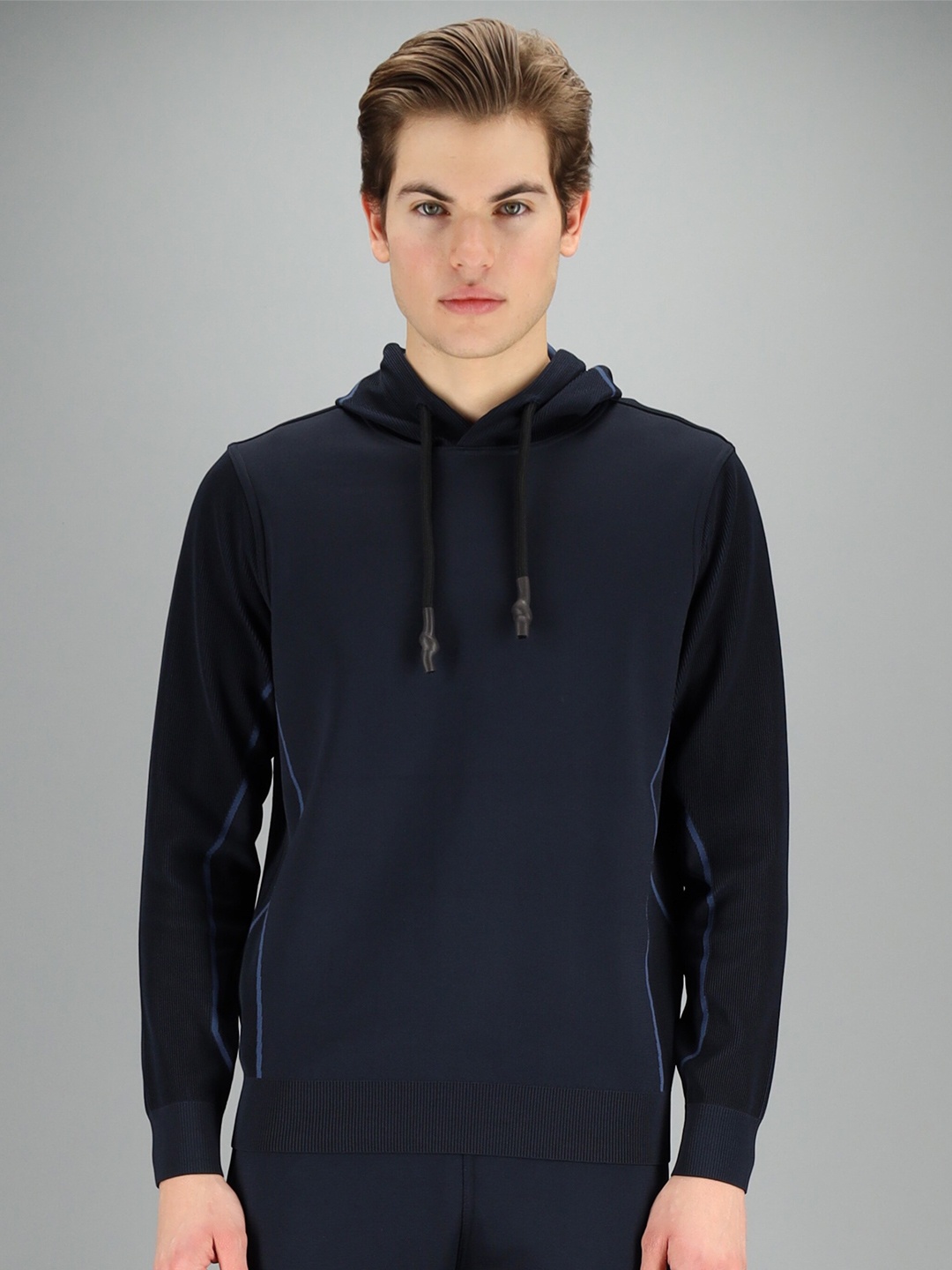 

FREESOUL Men Blue Printed Hooded Sweatshirt