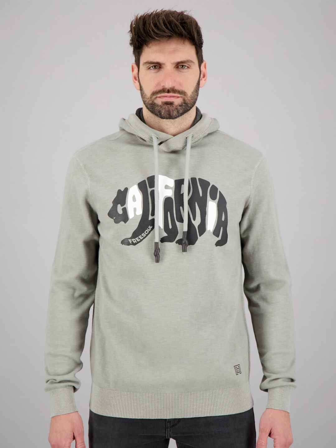 

FREESOUL Men Grey Printed Hooded Sweatshirt