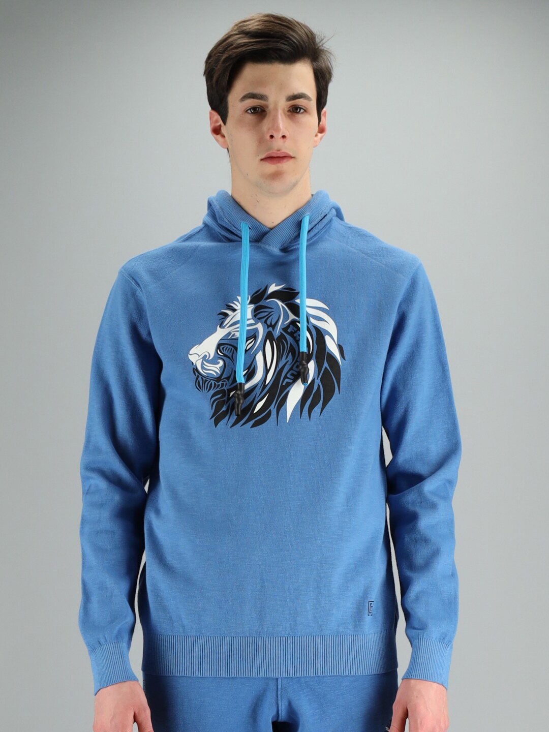 

FREESOUL Men Blue Printed Hooded Sweatshirt