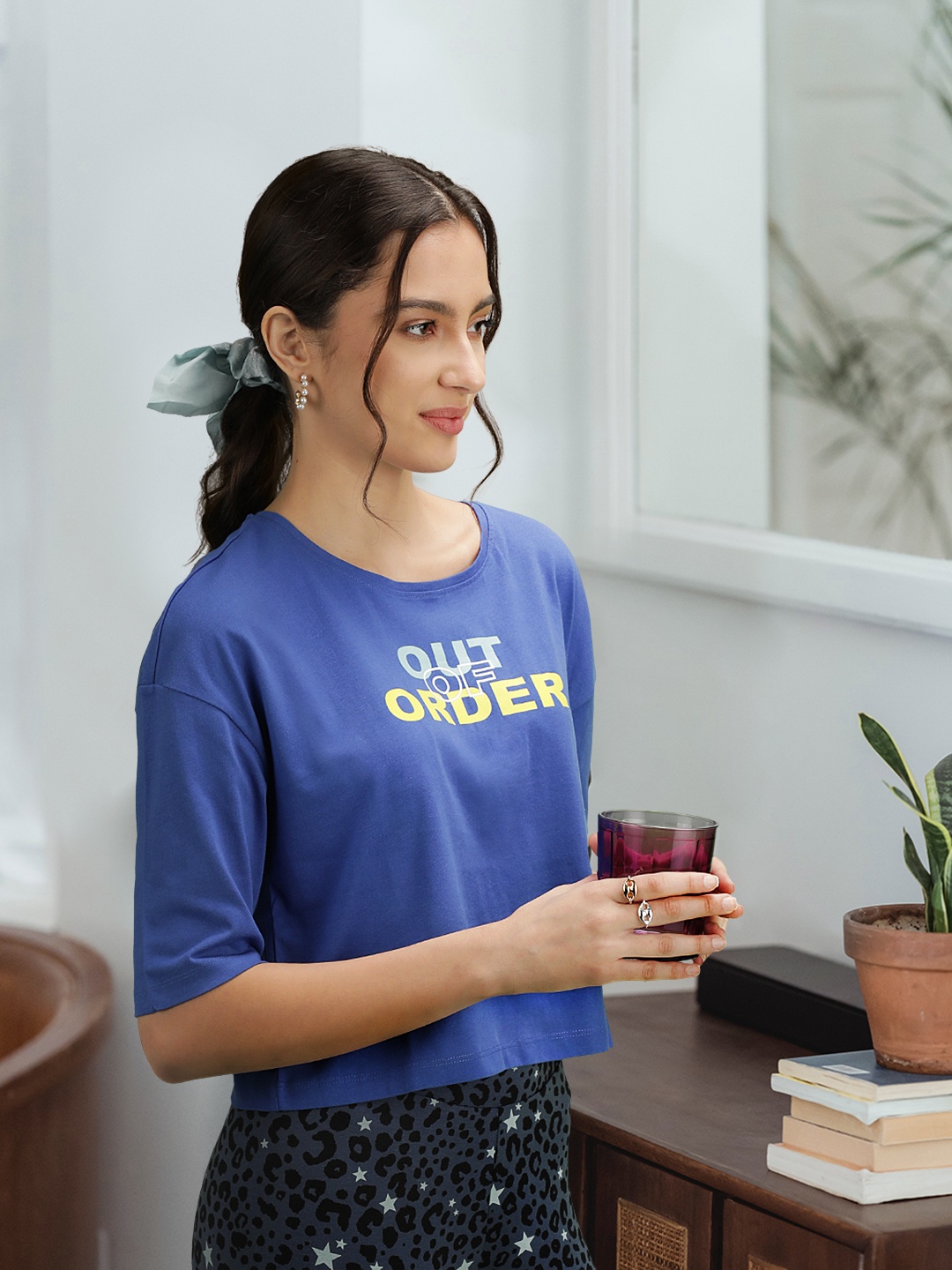 

Vero Moda Women Blue Typography Drop-Shoulder Sleeves T-shirt