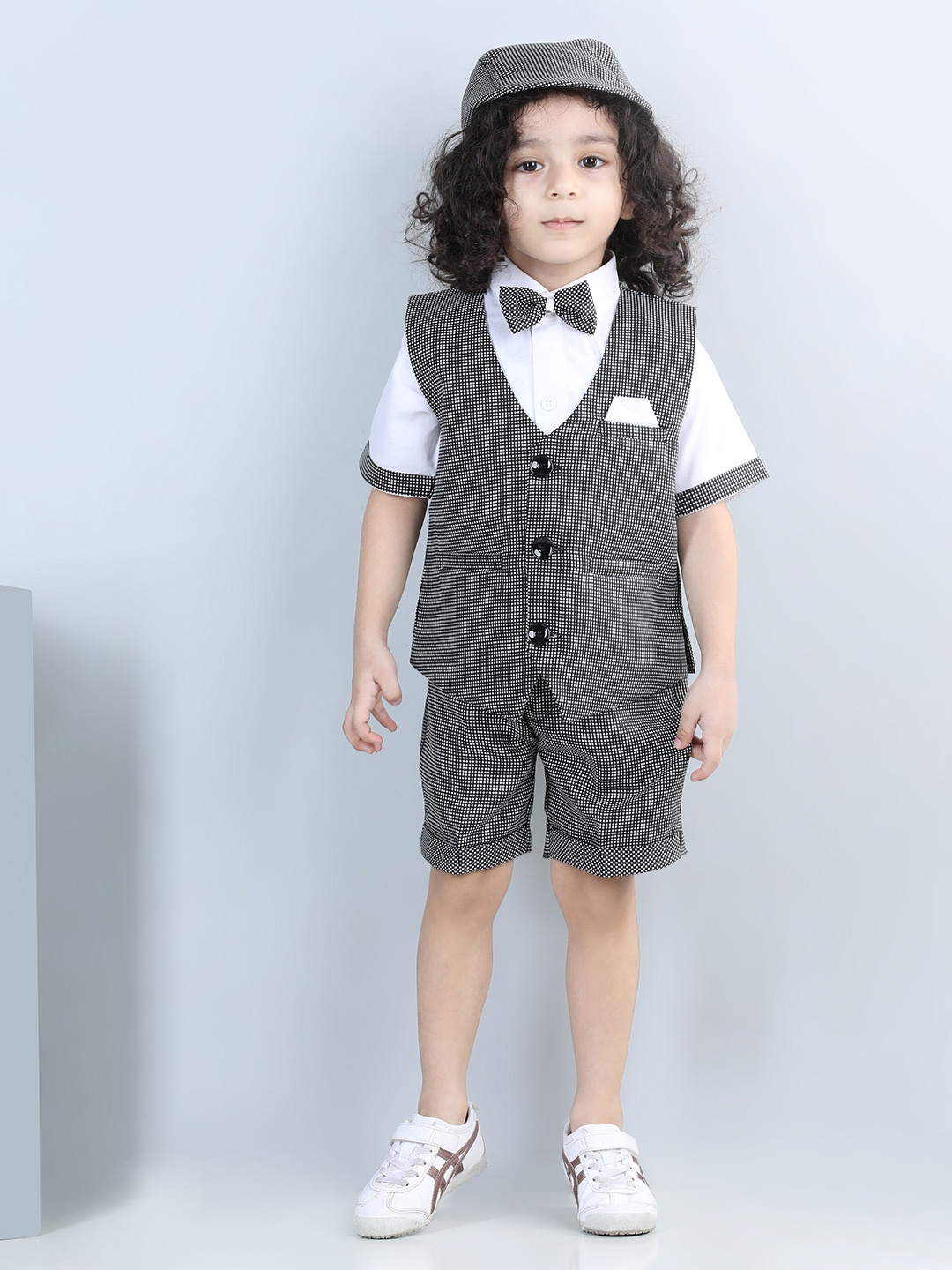 

Aj DEZInES Boys Boys Set Of 5 Checked Clothing Set, Black